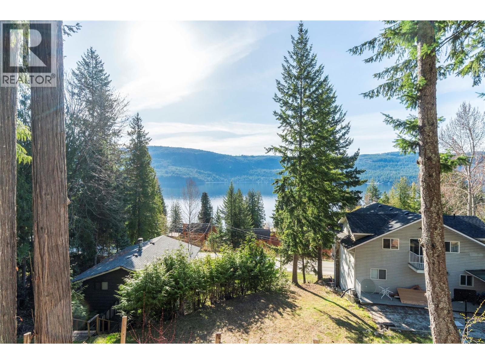 8698 Penwith Way, St. Ives, British Columbia  V0E 1M9 - Photo 5 - 10384525