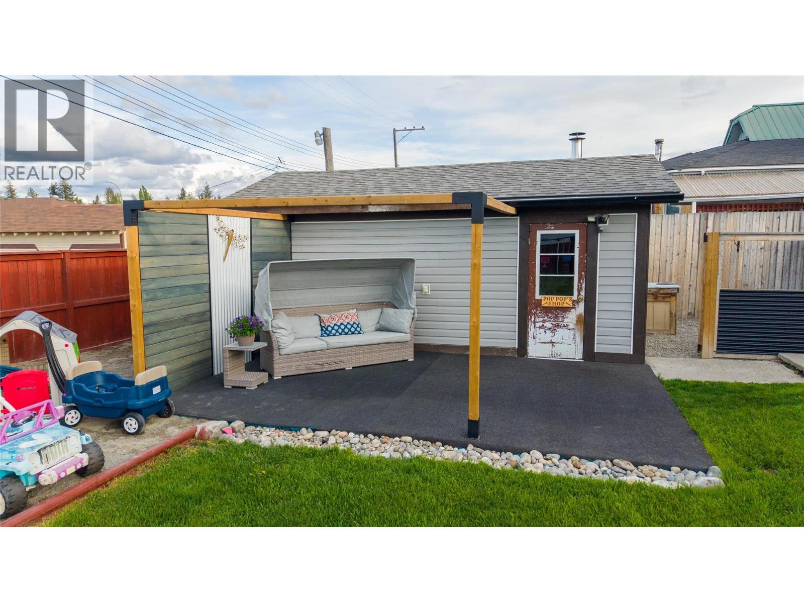 112 6th Avenue S, Cranbrook, British Columbia V1C 2H4 - Photo 28 - 10388011