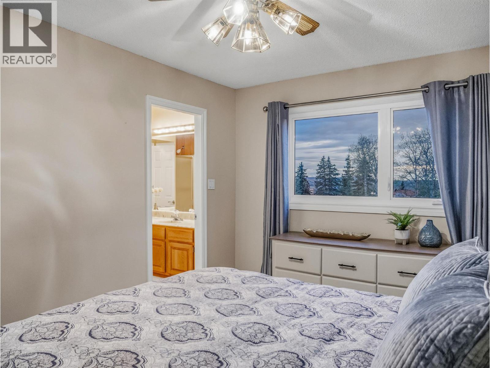 9433 7 Street, Dawson Creek, British Columbia  V1G 3M7 - Photo 32 - 10388385