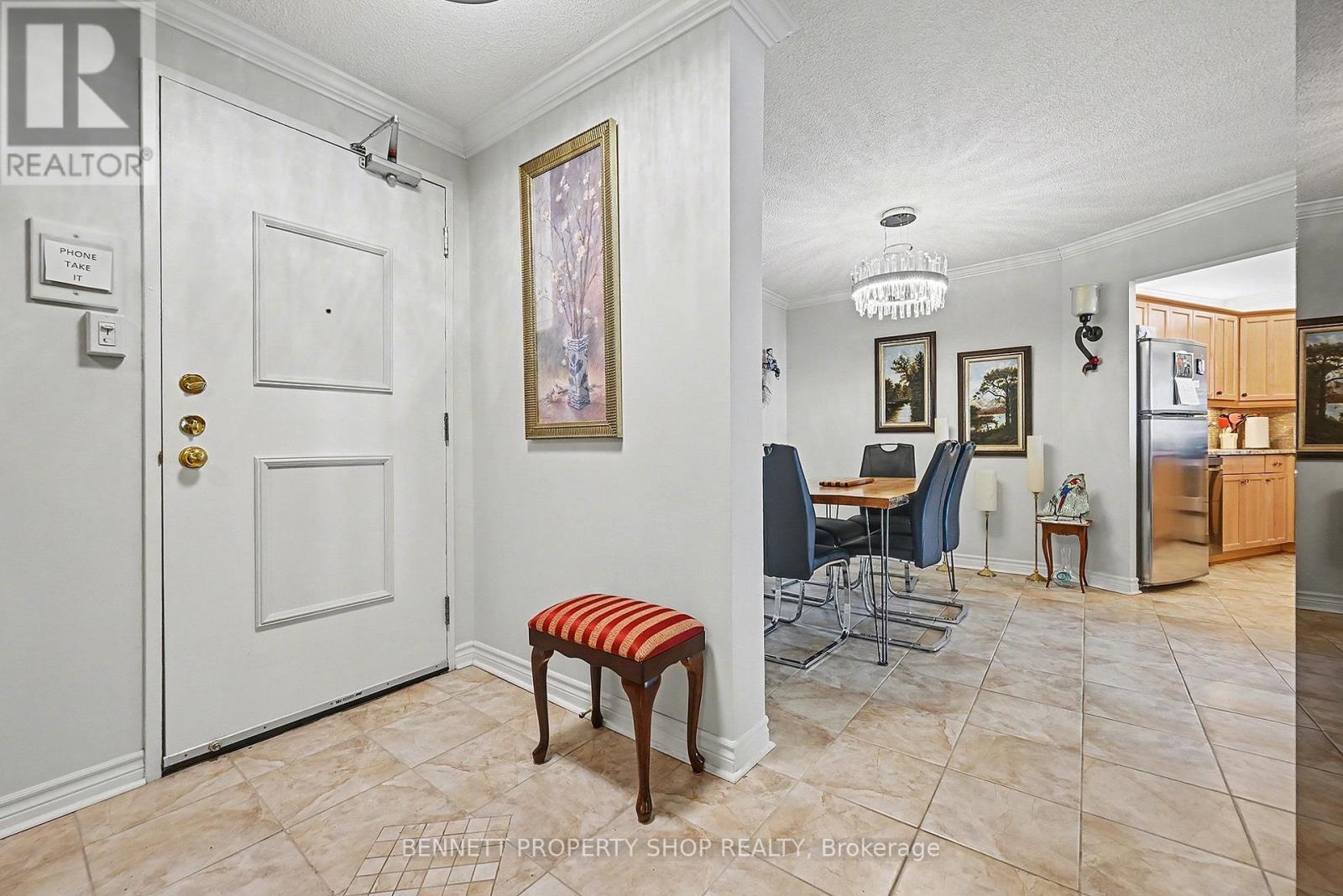 1201 - 1081 Ambleside Drive, Ottawa, Ontario  K2B 8C8 - Photo 2 - X12972266