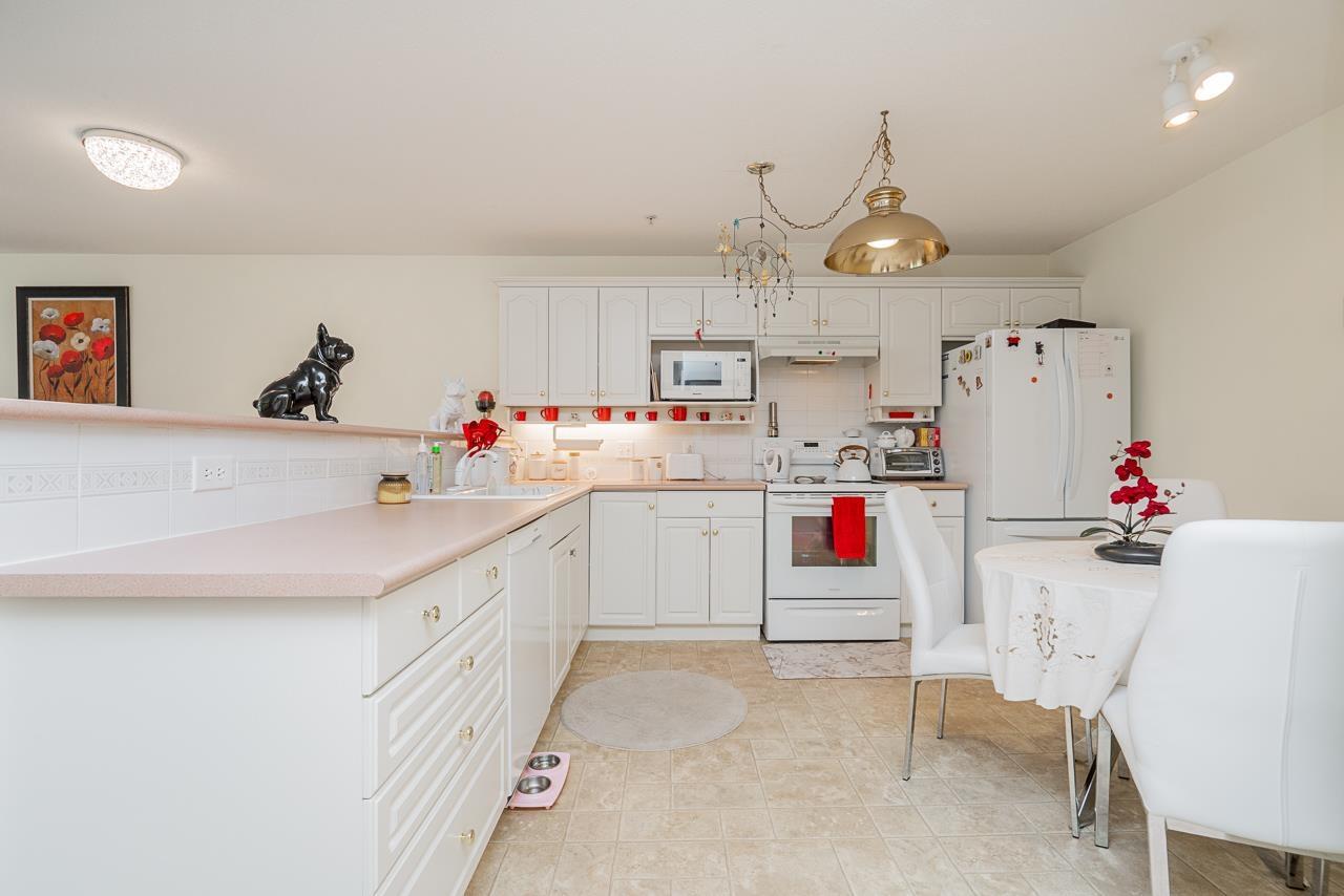 409 15340 19a Avenue, Surrey, British Columbia  V4A 9W1 - Photo 14 - R3123008
