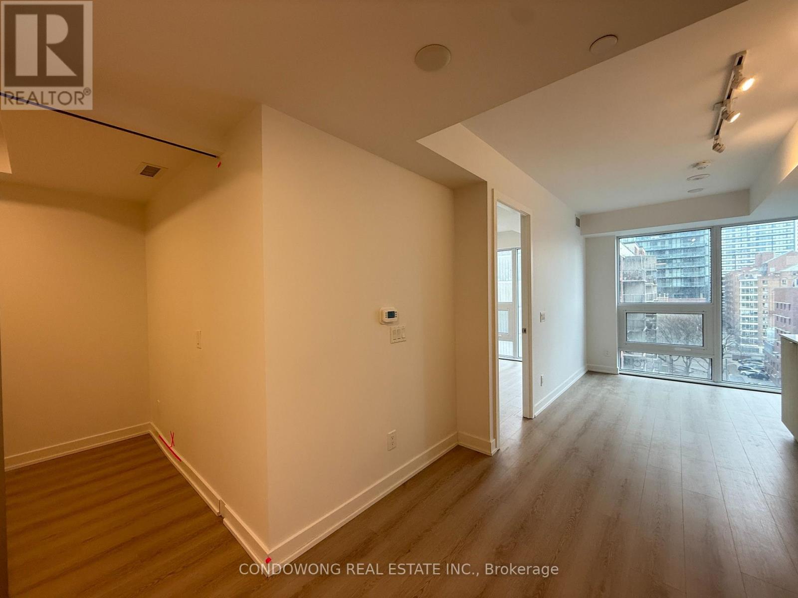901 - 100 Queen Street E, Toronto, Ontario  M5C 0B5 - Photo 6 - C13158236