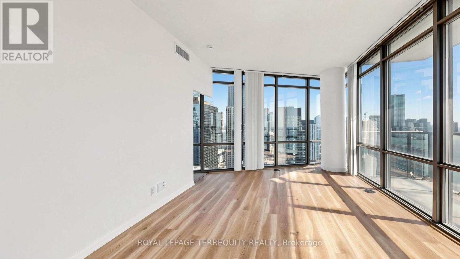 2710 - 832 Bay Street, Toronto, Ontario  M5S 1Z6 - Photo 11 - C13158270