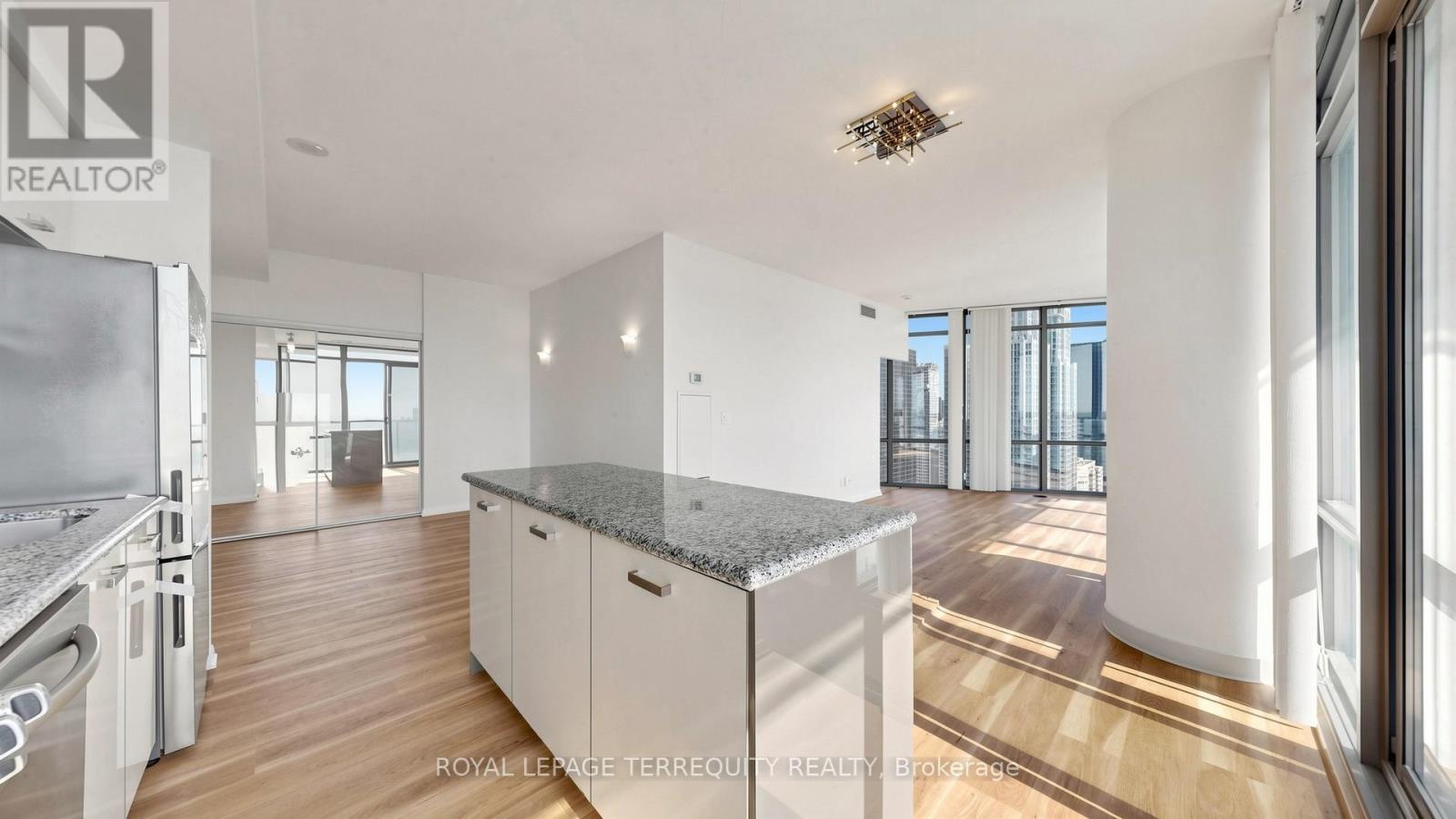 2710 - 832 Bay Street, Toronto, Ontario  M5S 1Z6 - Photo 18 - C13158270
