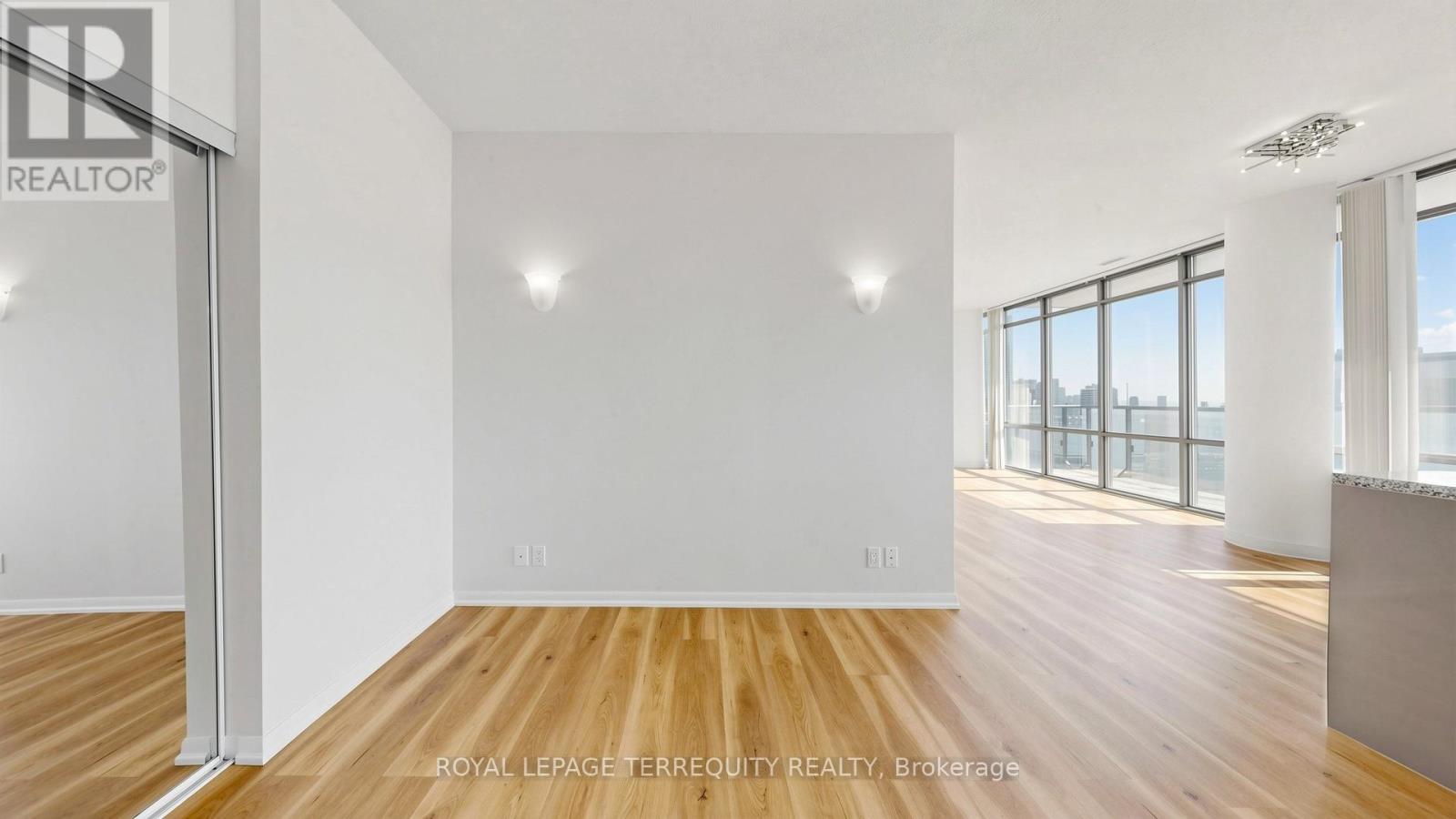 2710 - 832 Bay Street, Toronto, Ontario  M5S 1Z6 - Photo 23 - C13158270