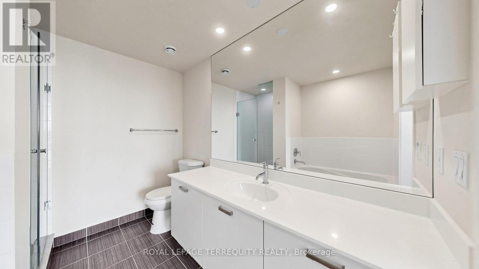 2710 - 832 Bay Street, Toronto, Ontario  M5S 1Z6 - Photo 29 - C13158270