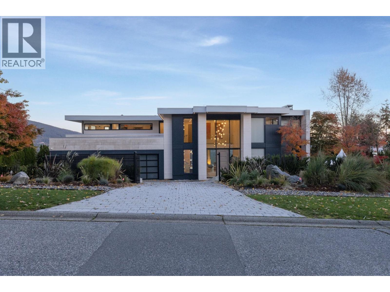 1027 Millstream Road, West Vancouver, British Columbia  V7S 2C6 - Photo 2 - R3126367
