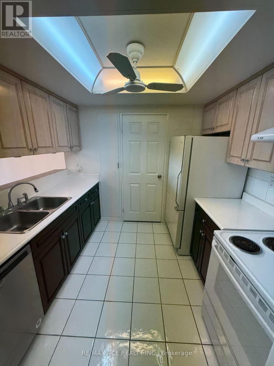 1609 - 1555 Finch Avenue E, Toronto, Ontario  M2J 4X9 - Photo 15 - C13158376