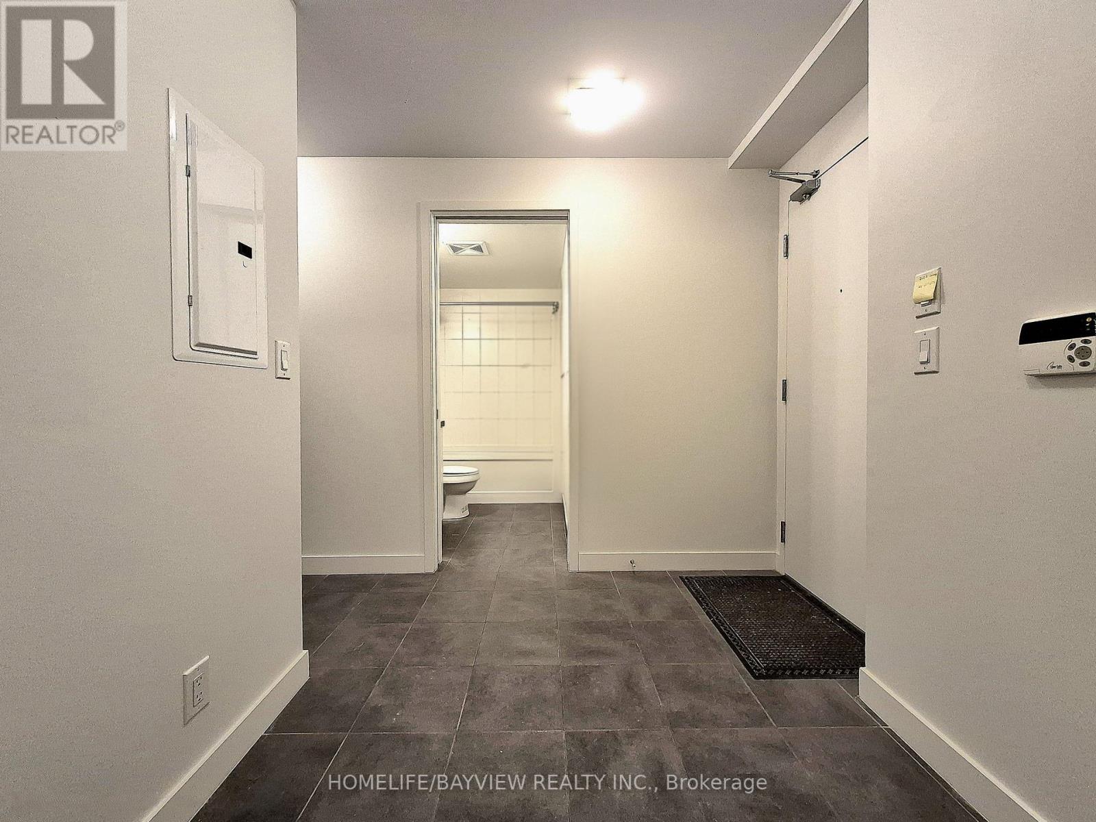 1305 - 14 York Street, Toronto, Ontario  M5J 2Z2 - Photo 21 - C13158428