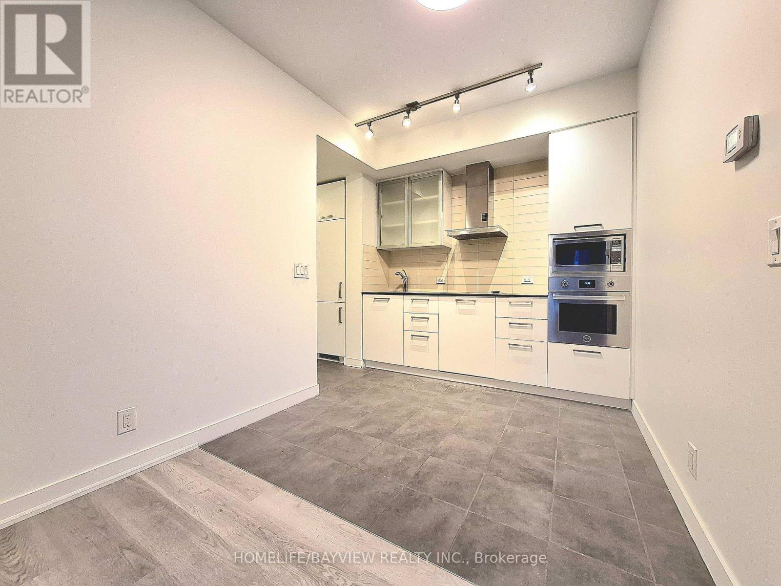 1305 - 14 York Street, Toronto, Ontario  M5J 2Z2 - Photo 5 - C13158428