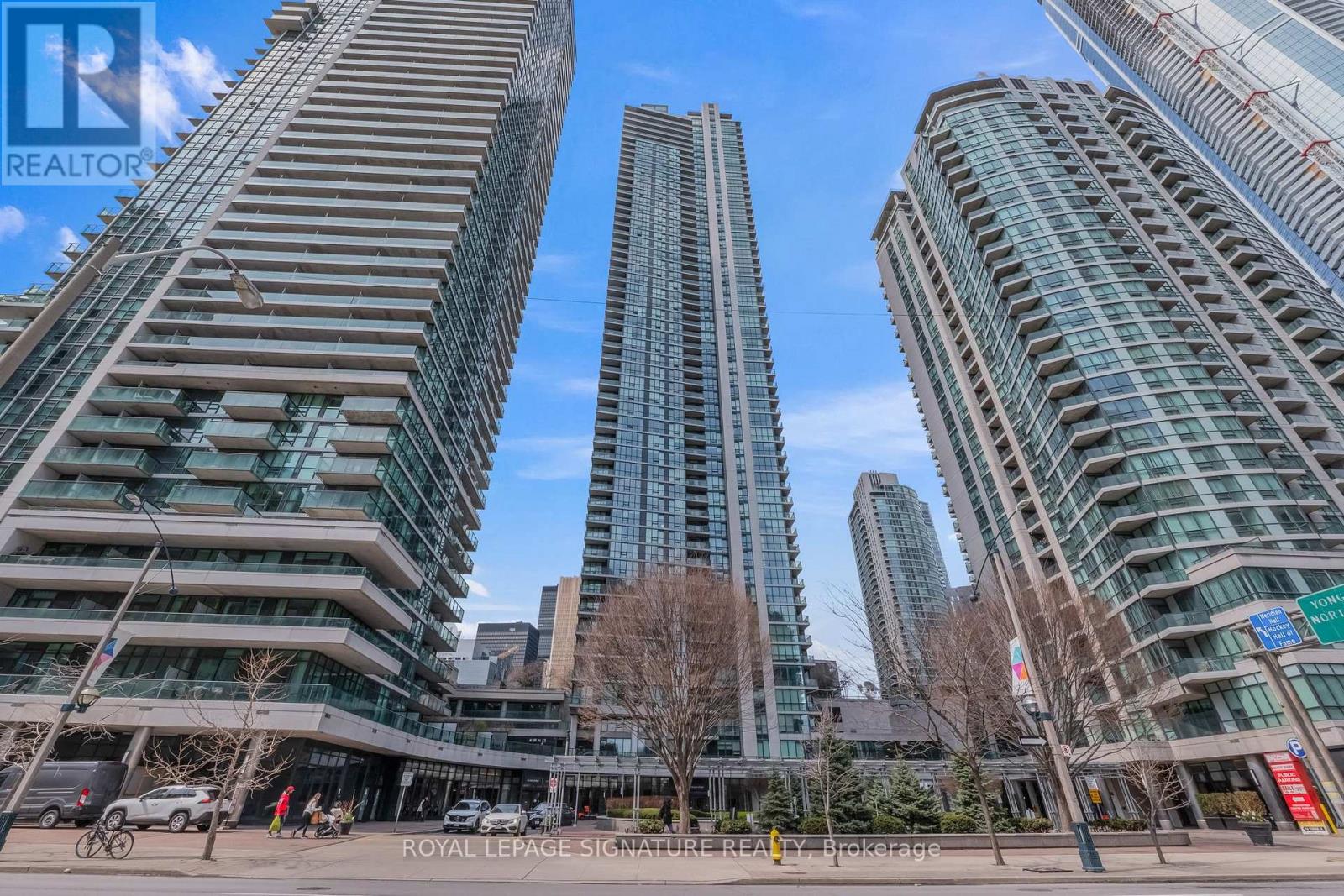 1801 - 18 Harbour Street, Toronto, Ontario  M5J 2Z6 - Photo 35 - C13158430
