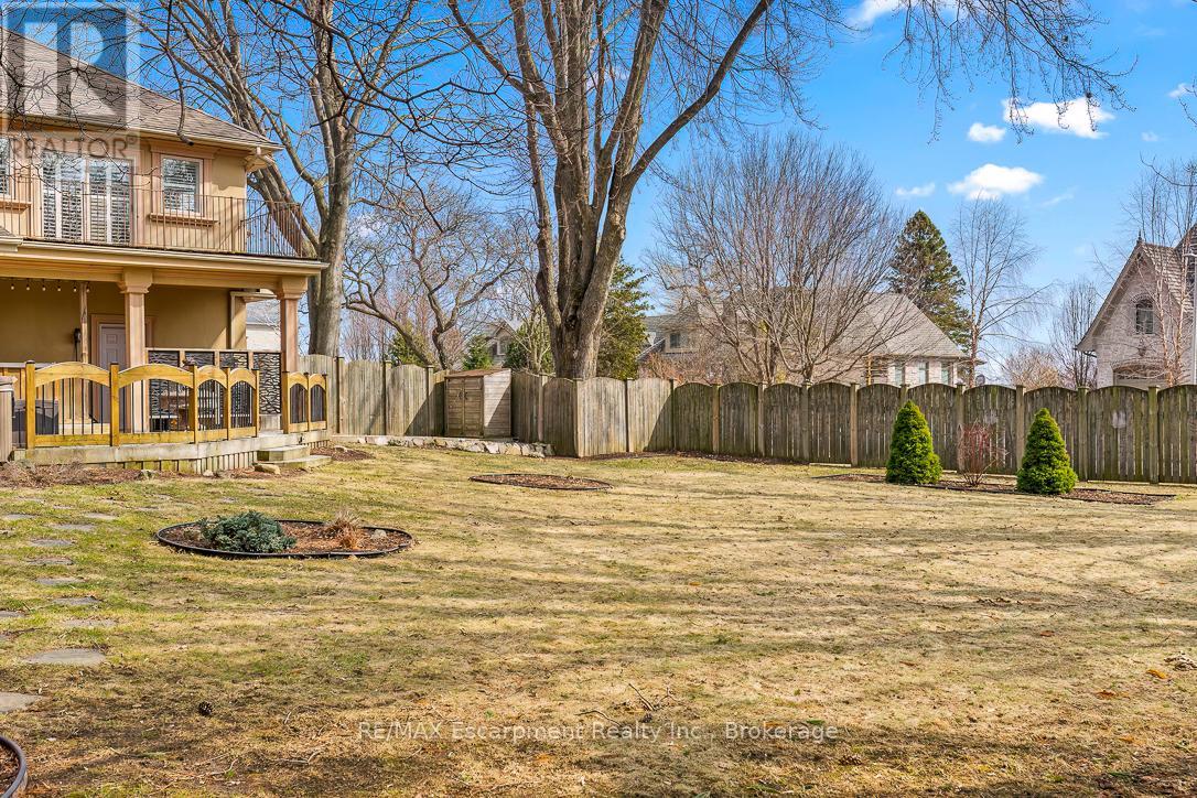 24 Birkbank Drive, Oakville, Ontario  L6J 4Y9 - Photo 37 - W12878342