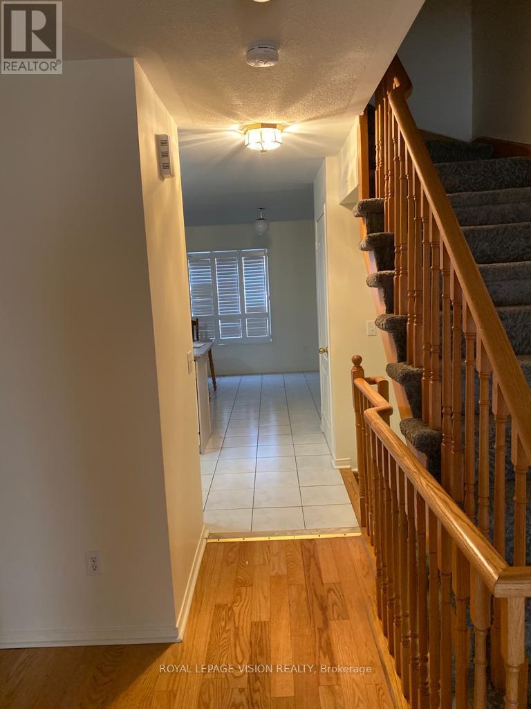 34 Kiriakou Street, Toronto, Ontario  M1P 5H2 - Photo 15 - E13158396