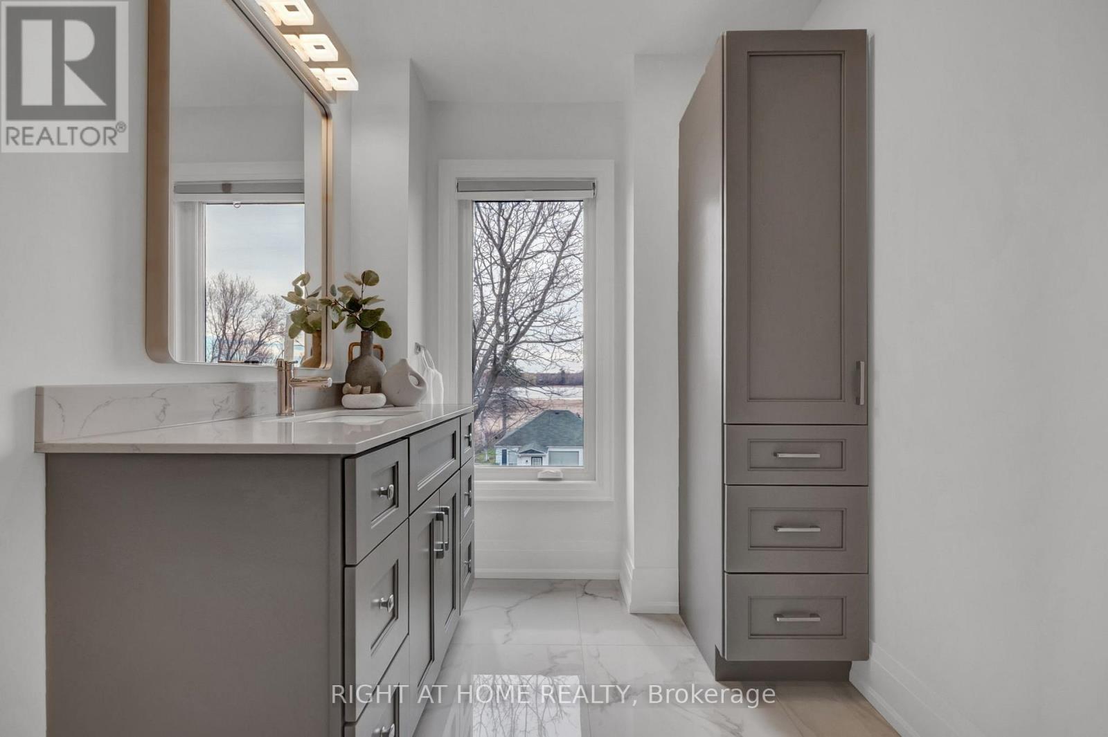 819 Fairview Avenue, Pickering, Ontario  L1W 1M7 - Photo 36 - E13158466