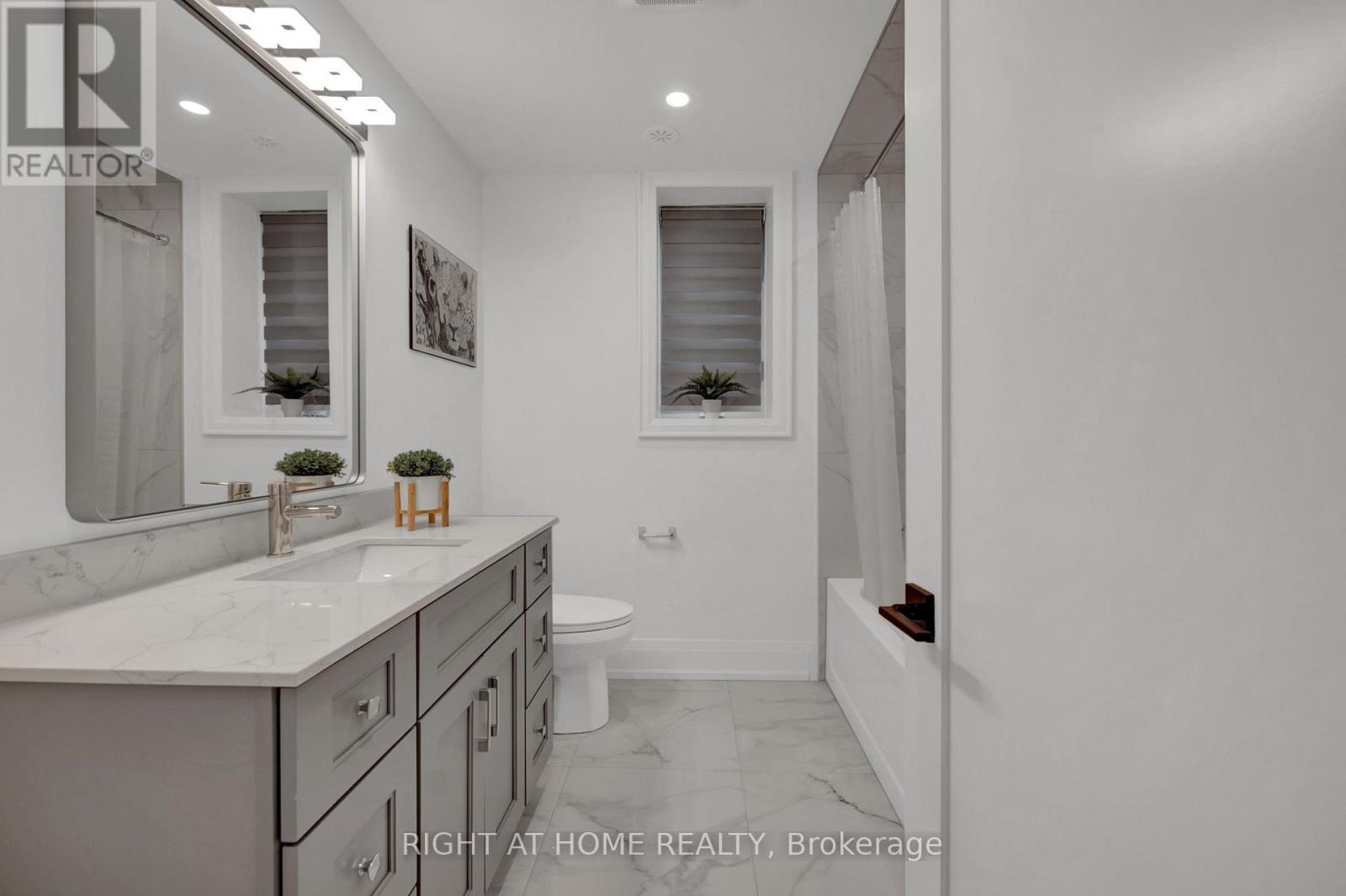 819 Fairview Avenue, Pickering, Ontario  L1W 1M7 - Photo 42 - E13158466