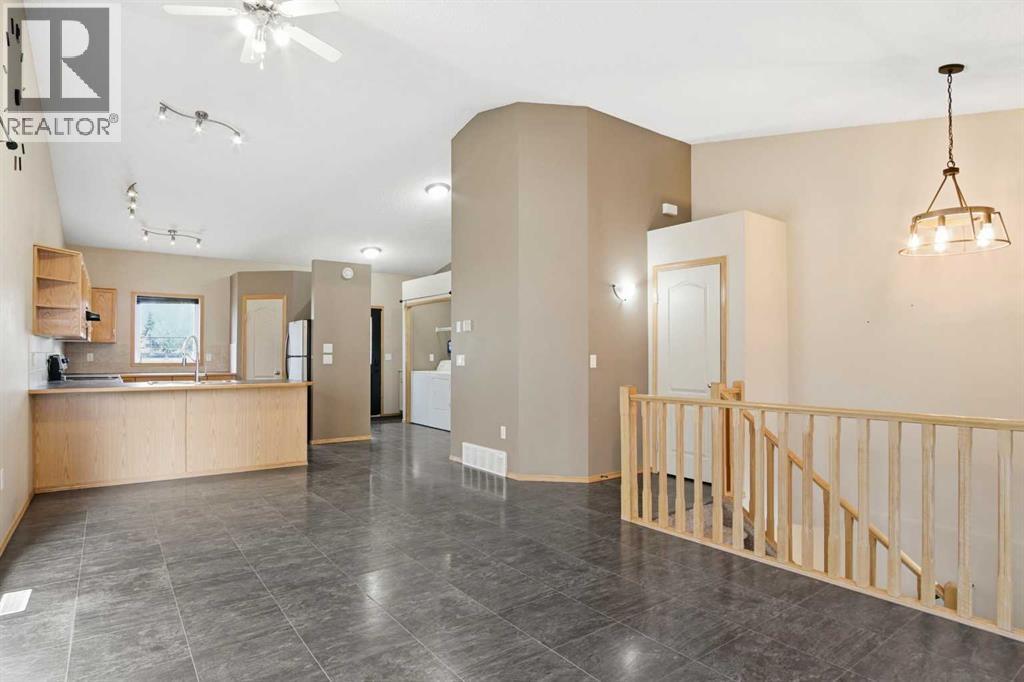 B, 4810 47 Street, Olds, Alberta  T4H 1C8 - Photo 4 - A2310466