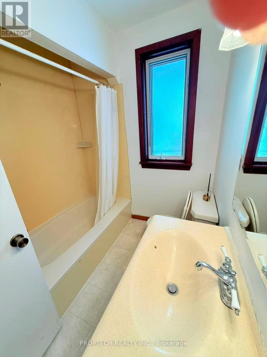 418 Fernleigh Circle, Richmond Hill, Ontario  L4C 1E3 - Photo 12 - N13158228