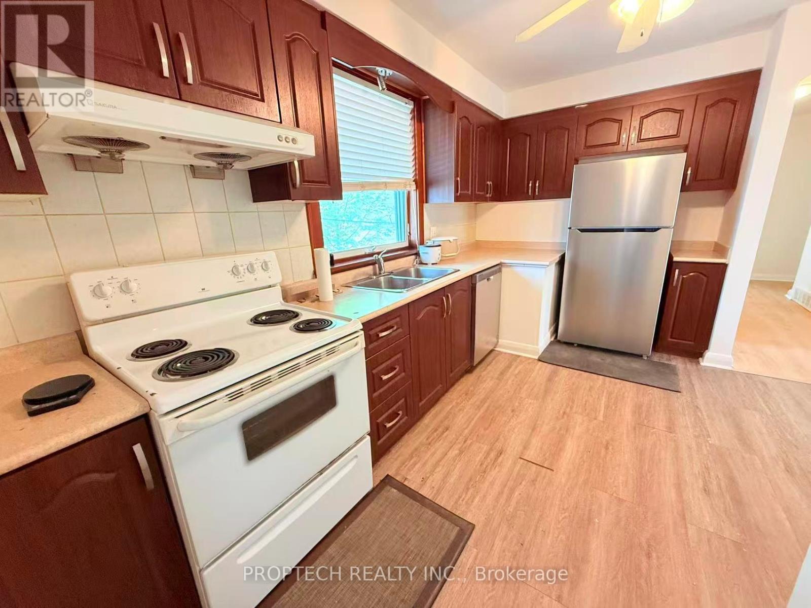 418 Fernleigh Circle, Richmond Hill, Ontario  L4C 1E3 - Photo 15 - N13158228