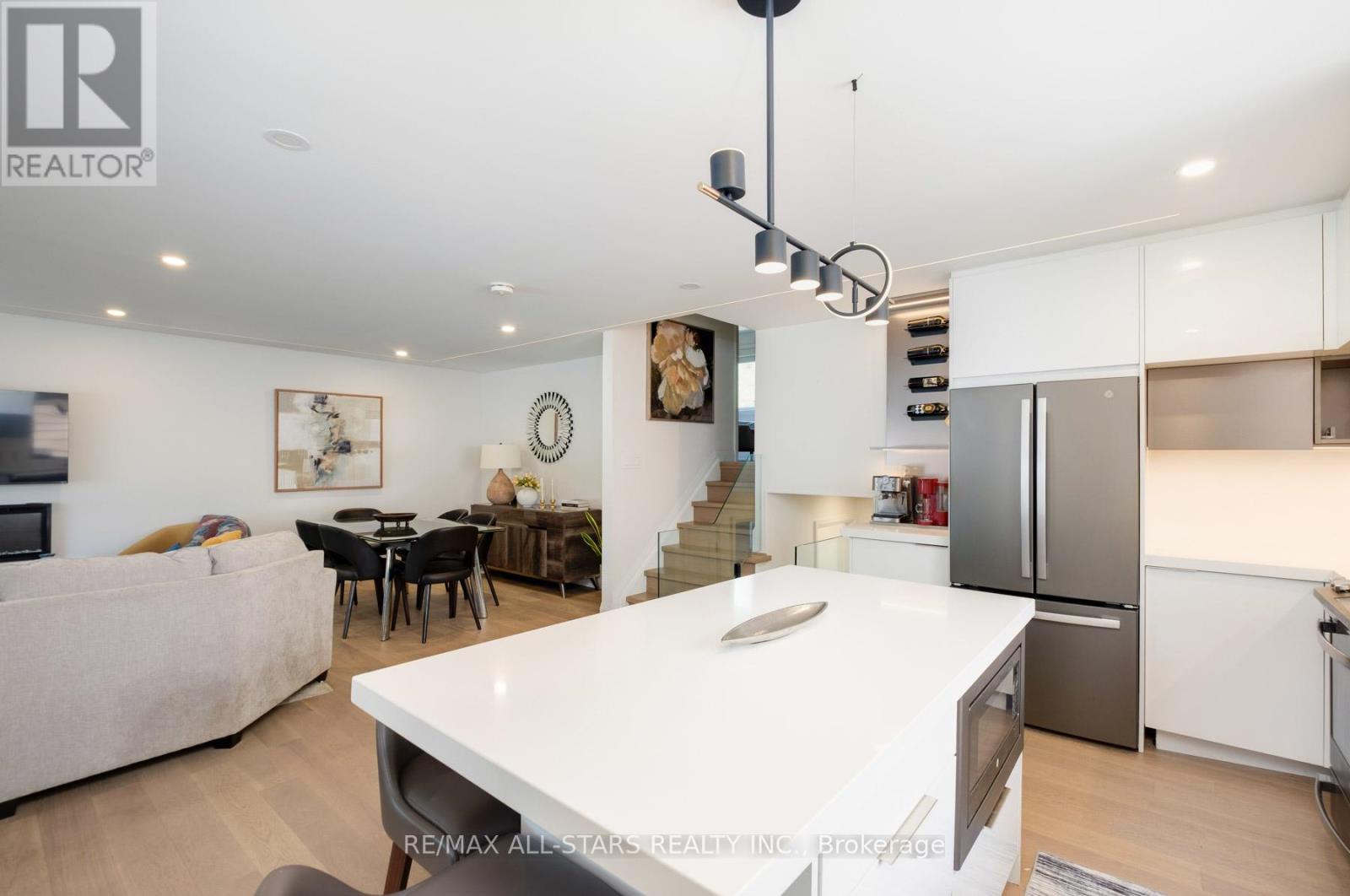 512 Sandford Street, Newmarket, Ontario  L3Y 5E3 - Photo 13 - N13158252