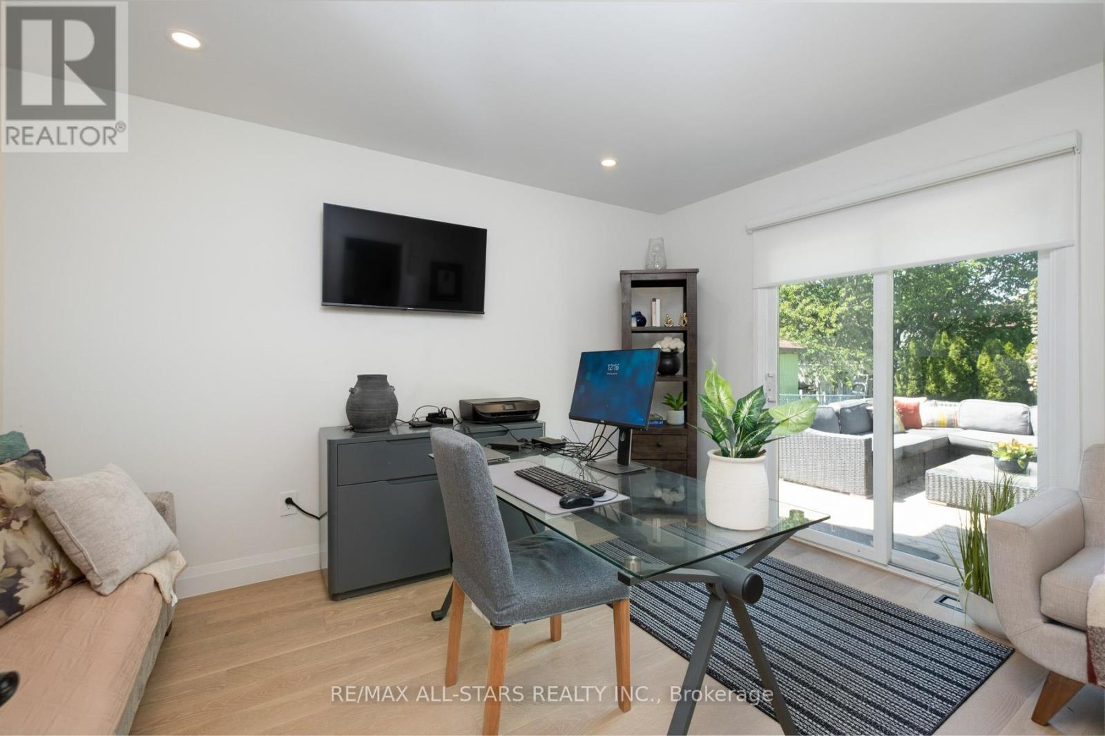 512 Sandford Street, Newmarket, Ontario  L3Y 5E3 - Photo 16 - N13158252