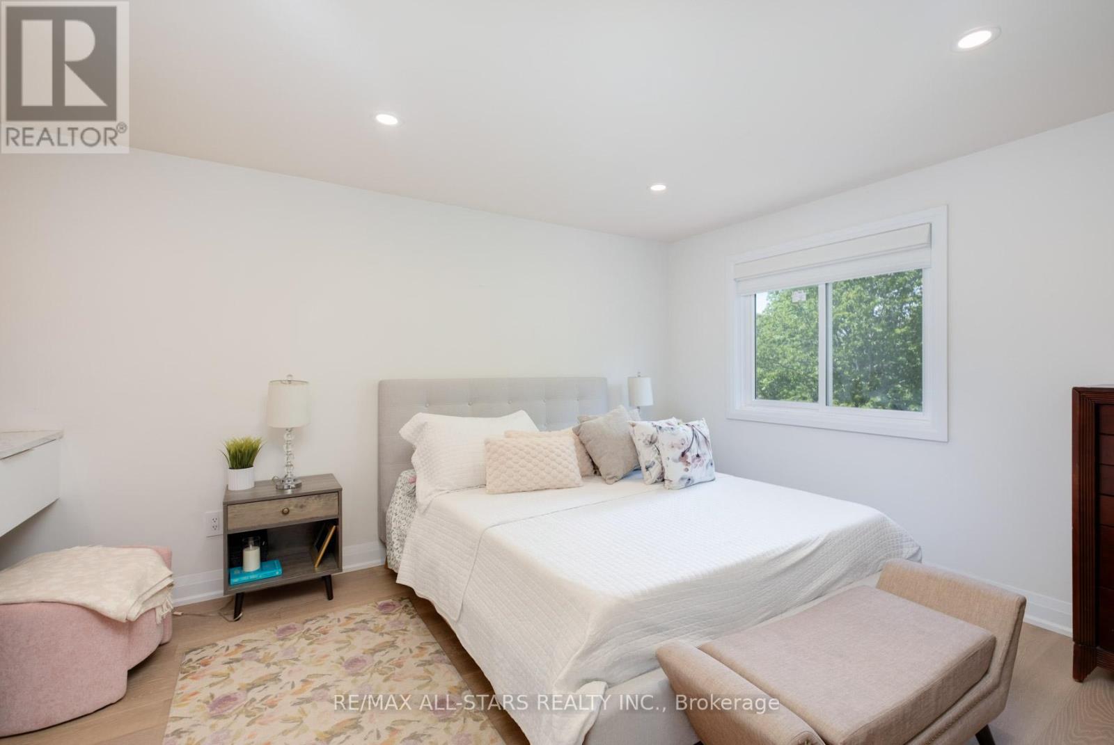 512 Sandford Street, Newmarket, Ontario  L3Y 5E3 - Photo 19 - N13158252