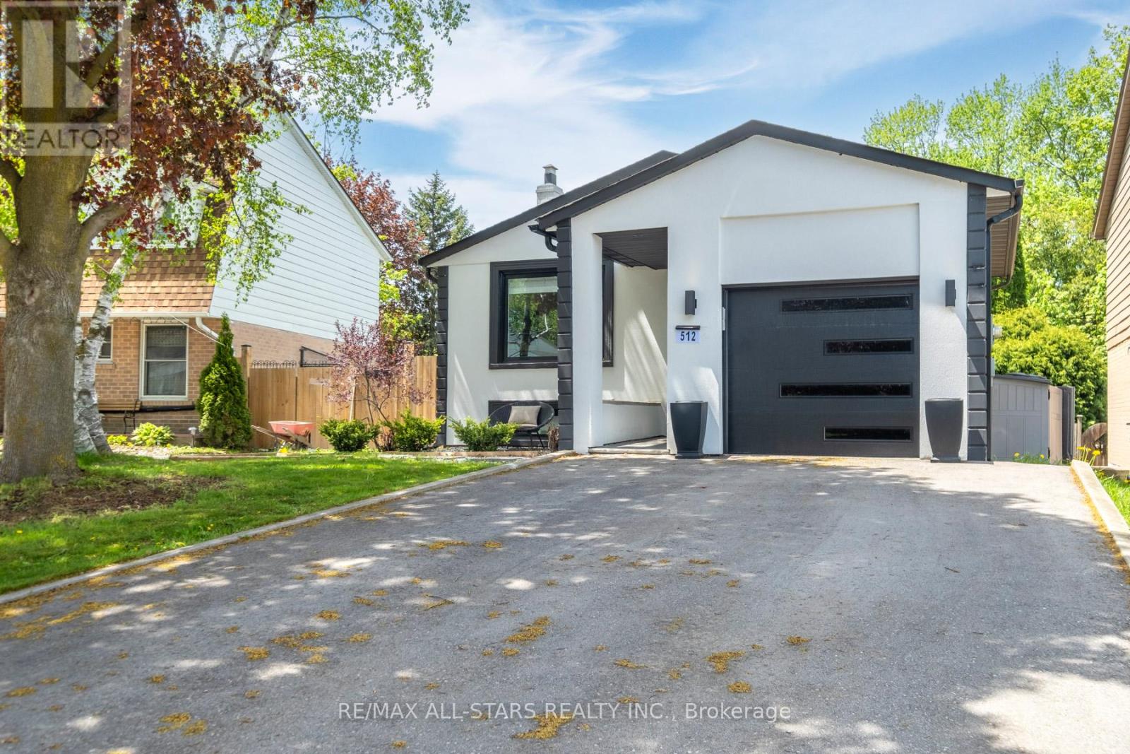 512 Sandford Street, Newmarket, Ontario  L3Y 5E3 - Photo 3 - N13158252