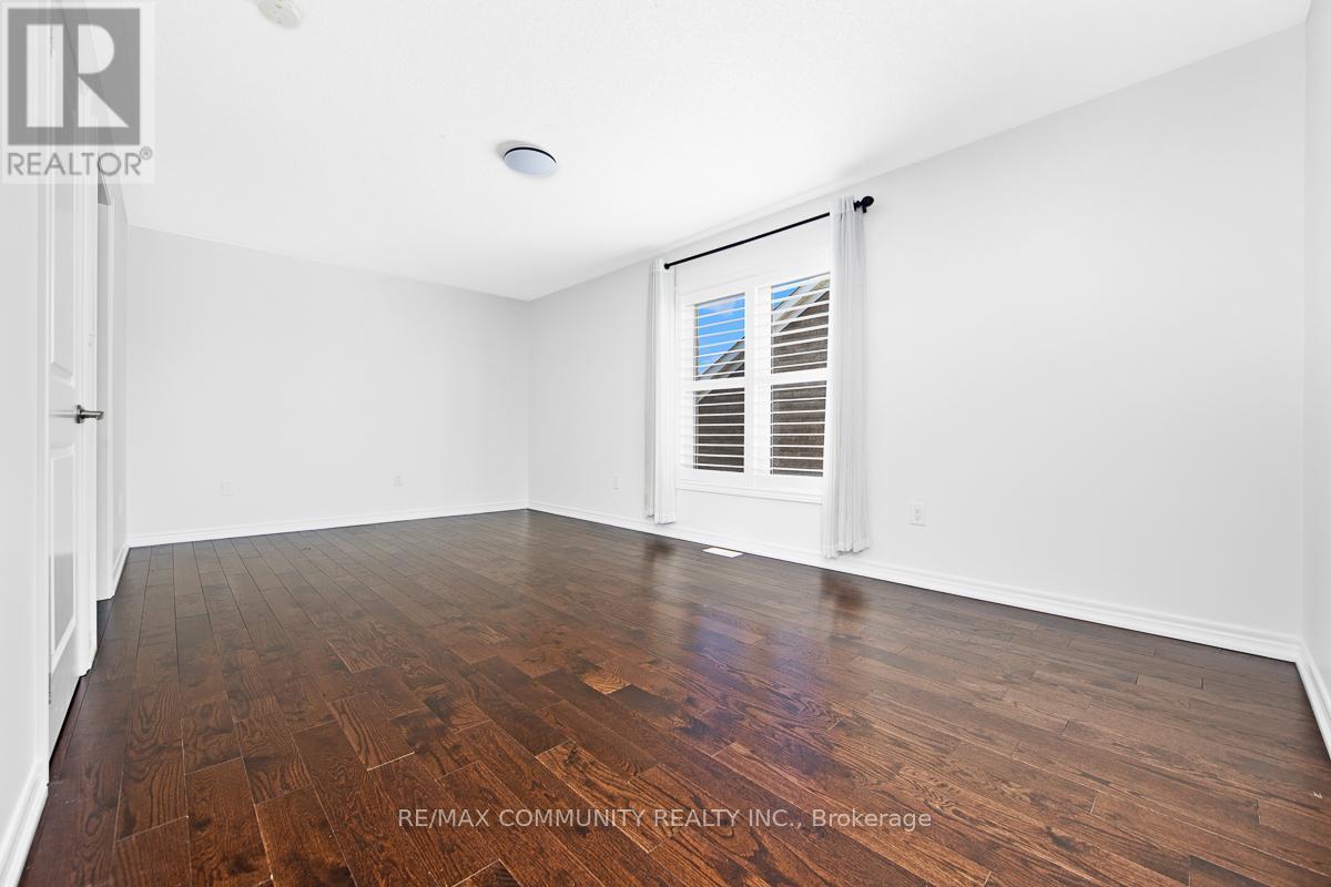 201 Donald Sim Avenue, Markham, Ontario  L6B 0Z1 - Photo 23 - N13158302