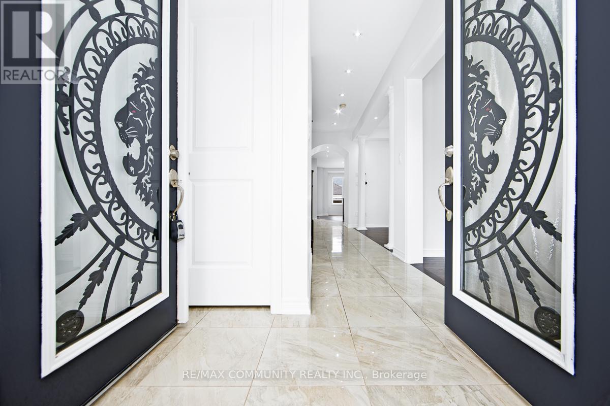 201 Donald Sim Avenue, Markham, Ontario  L6B 0Z1 - Photo 4 - N13158302