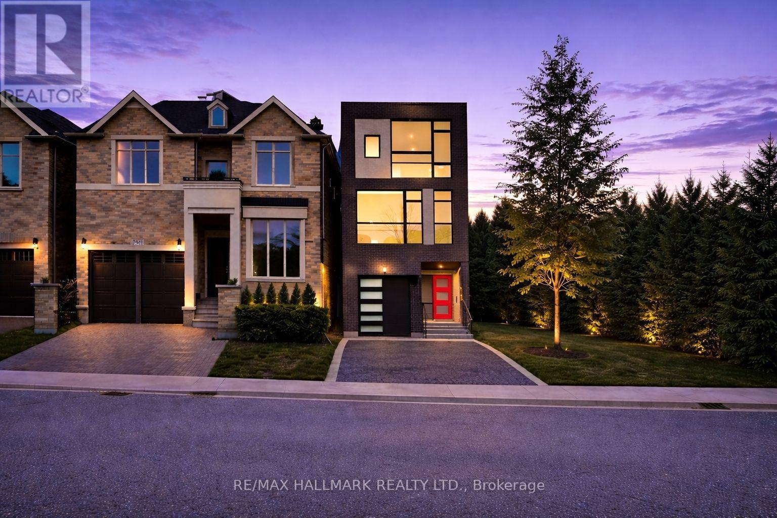 51a Puccini Drive, Richmond Hill, Ontario  L4E 2Y6 - Photo 3 - N13158512