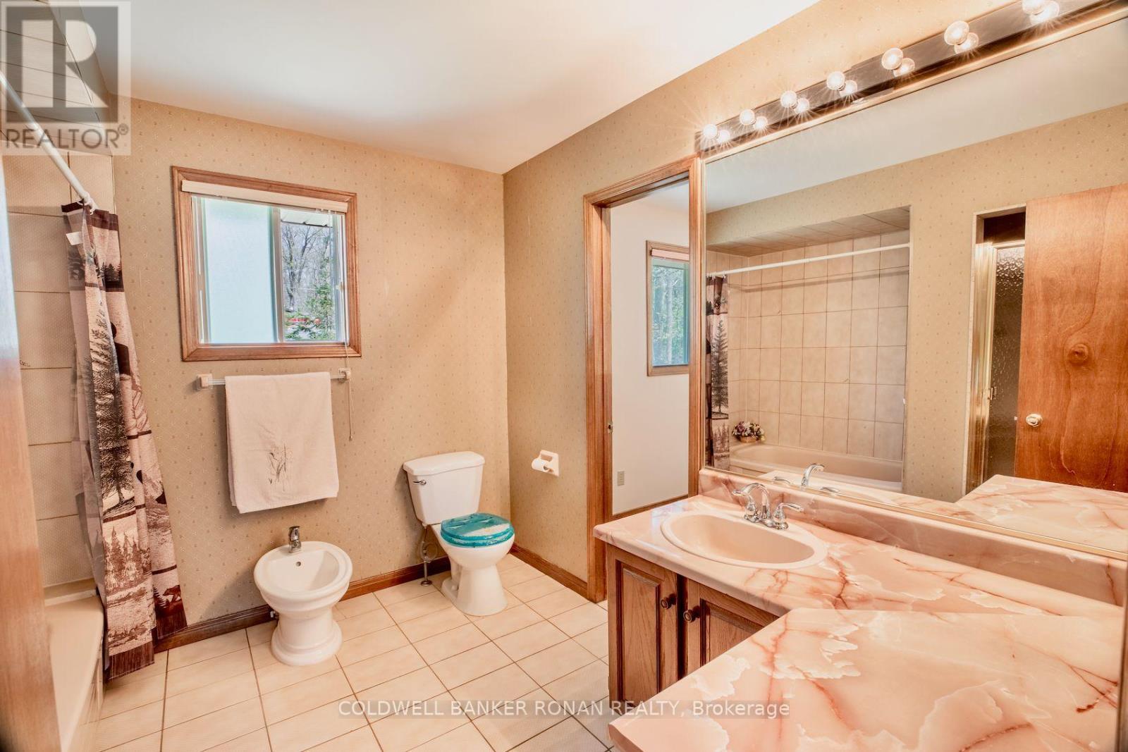 24 Pine Forest Drive, Tiny, Ontario  L0L 2T0 - Photo 19 - S13158226