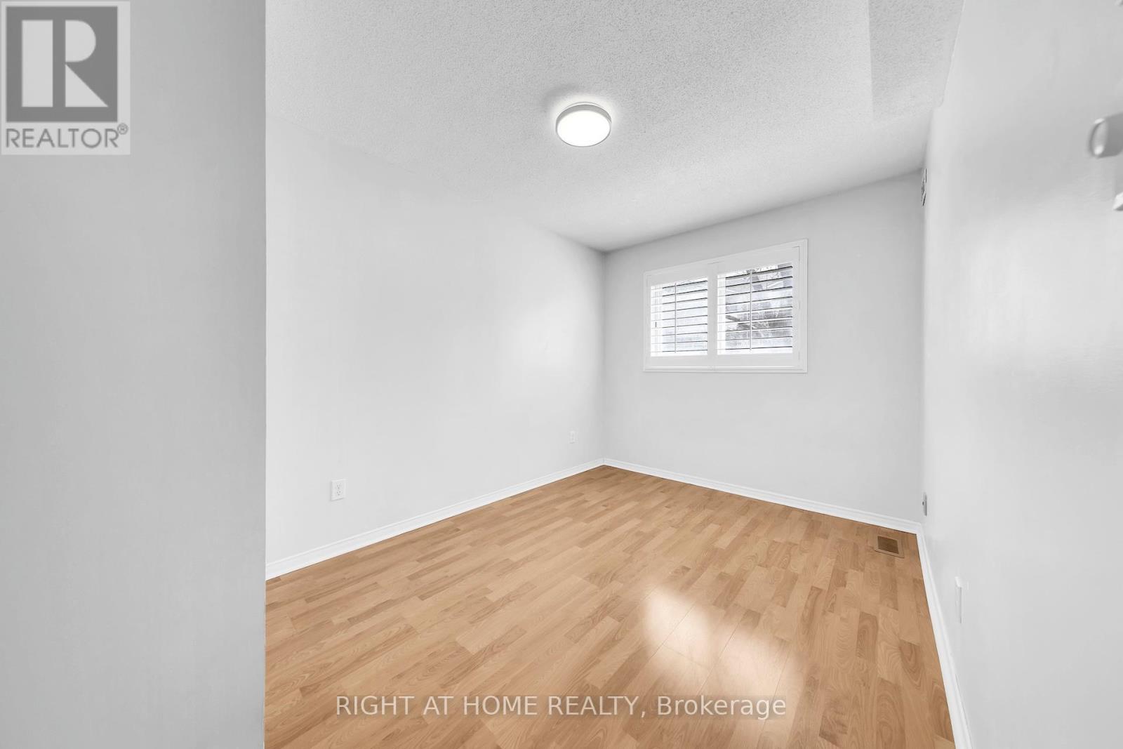 212 - 126 Bell Farm Road, Barrie, Ontario  L4M 6J3 - Photo 16 - S13158456