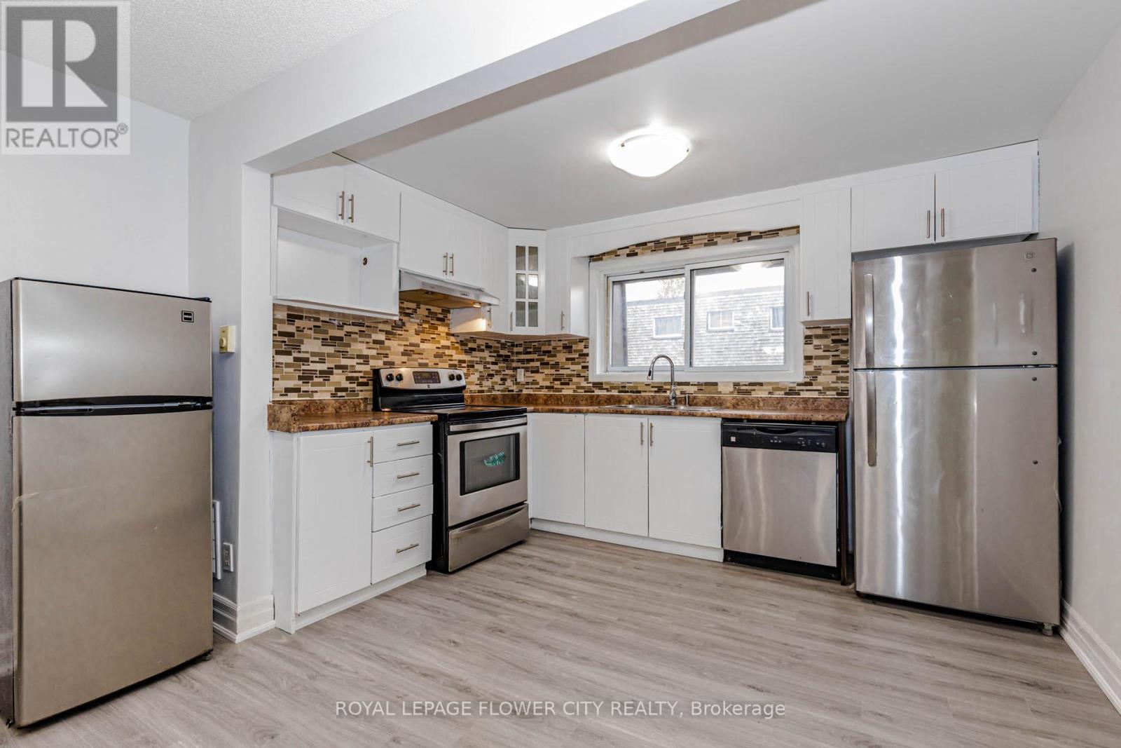42 Briar Path, Brampton, Ontario  L6T 2A3 - Photo 11 - W13158326