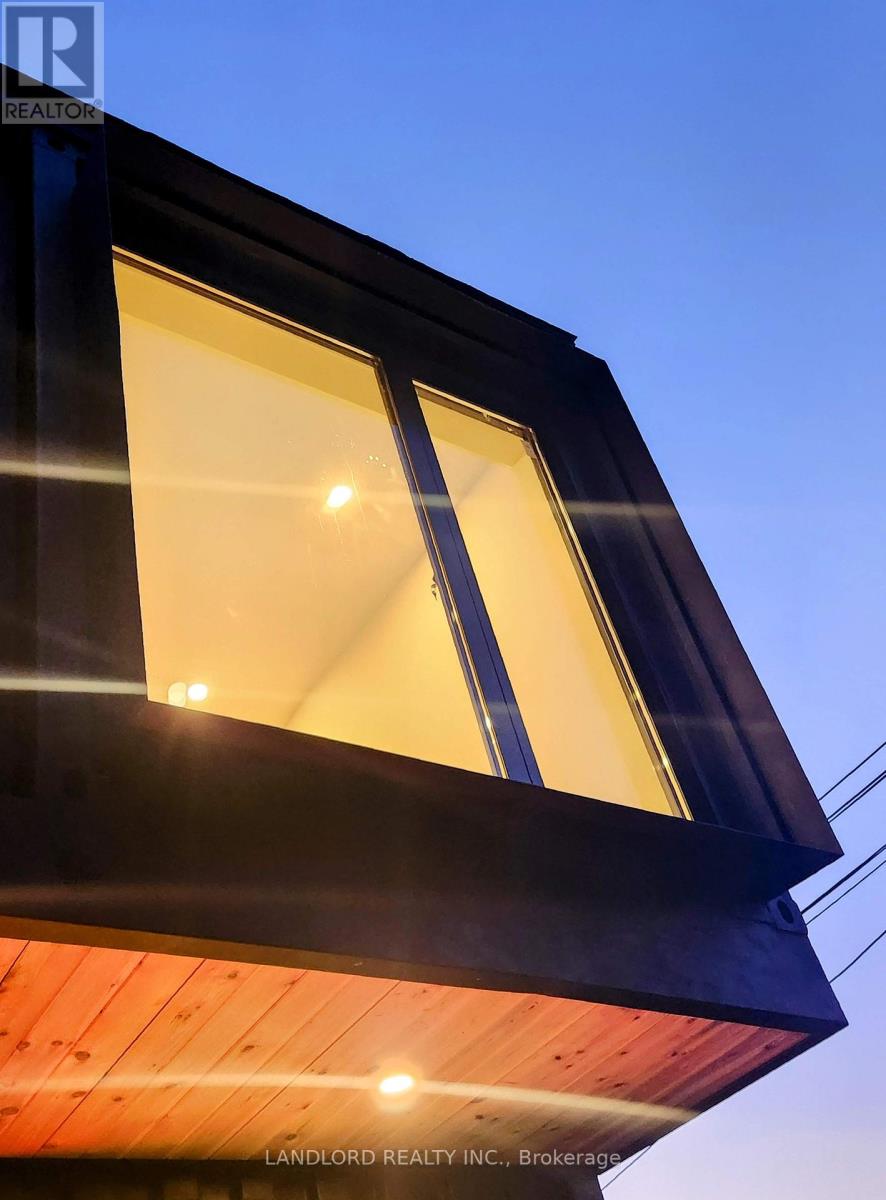 Laneway - 107 Nairn Avenue, Toronto, Ontario  M6E 4G9 - Photo 21 - W13158366