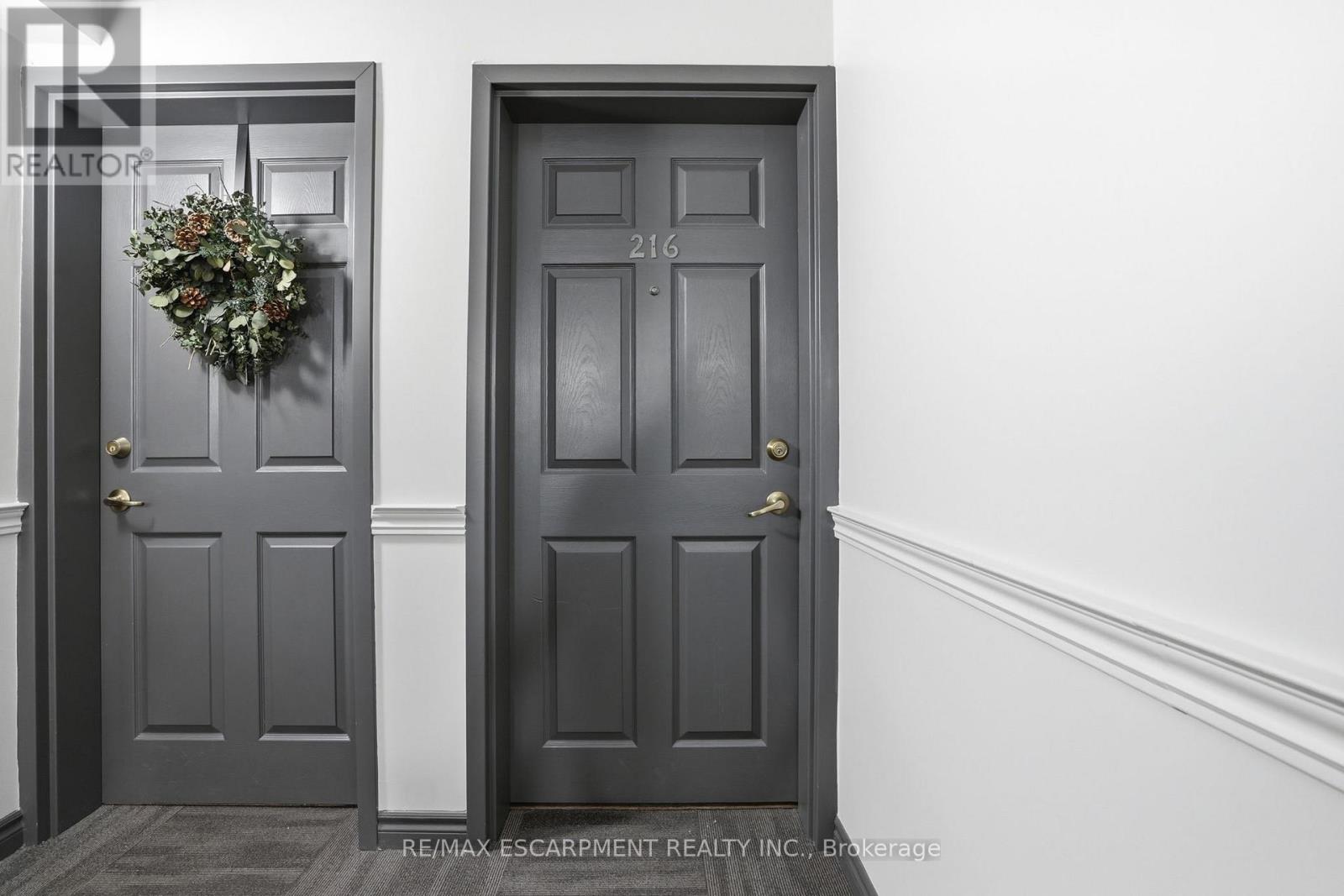216 - 1451 Walkers Line, Burlington, Ontario  L7M 4P1 - Photo 2 - W13158402