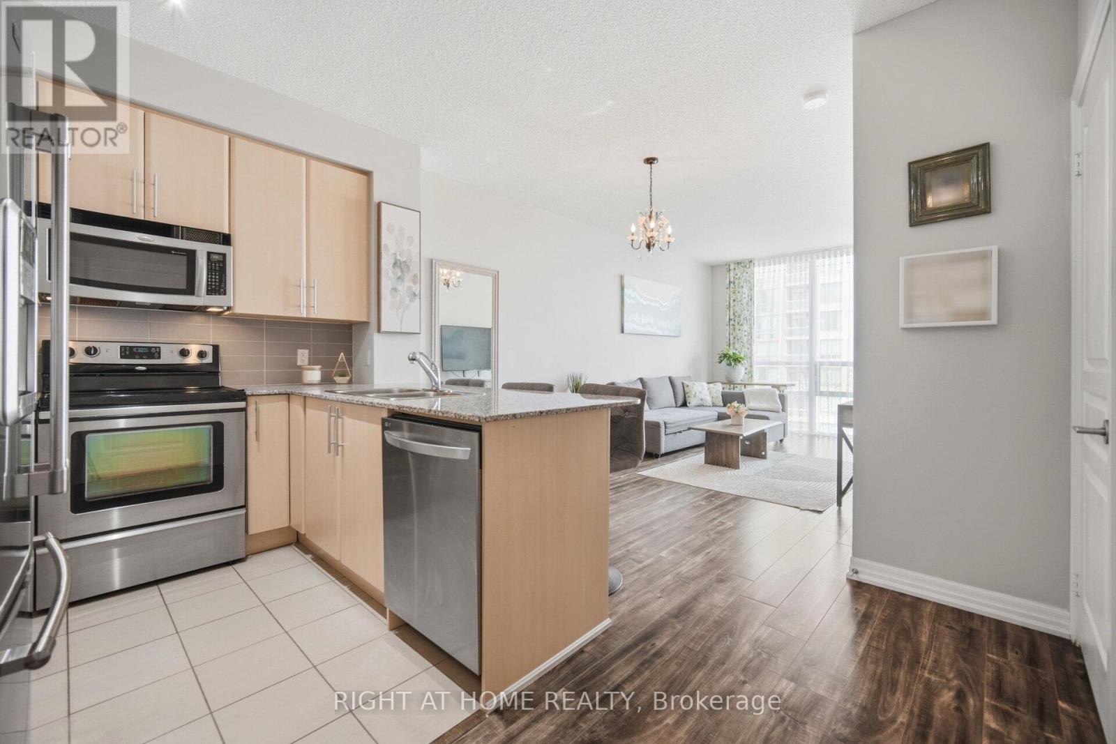 803 - 3515 Kariya Drive, Mississauga (Fairview), Ontario  L5B 0C1 - Photo 13 - W13158416