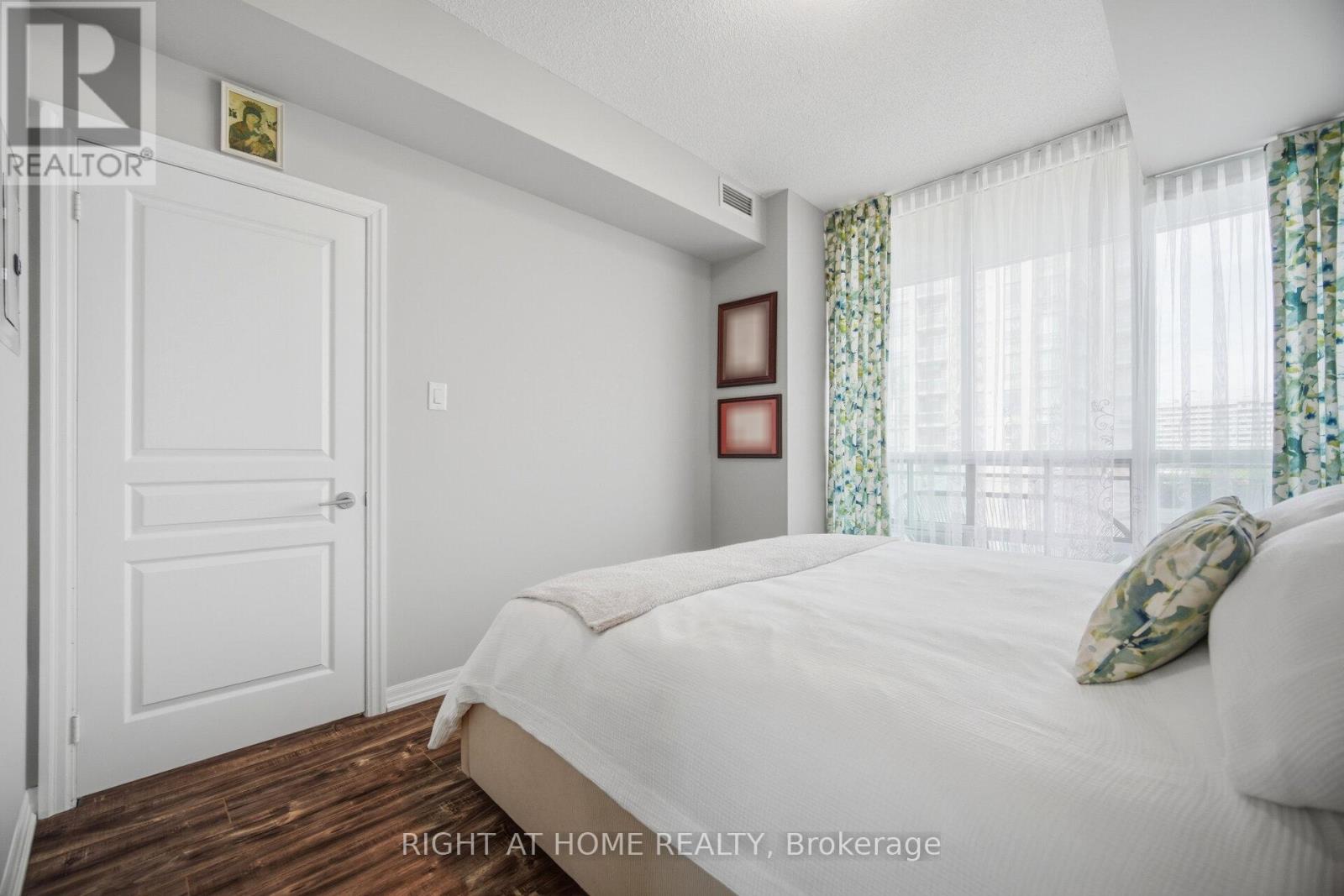 803 - 3515 Kariya Drive, Mississauga (Fairview), Ontario  L5B 0C1 - Photo 18 - W13158416