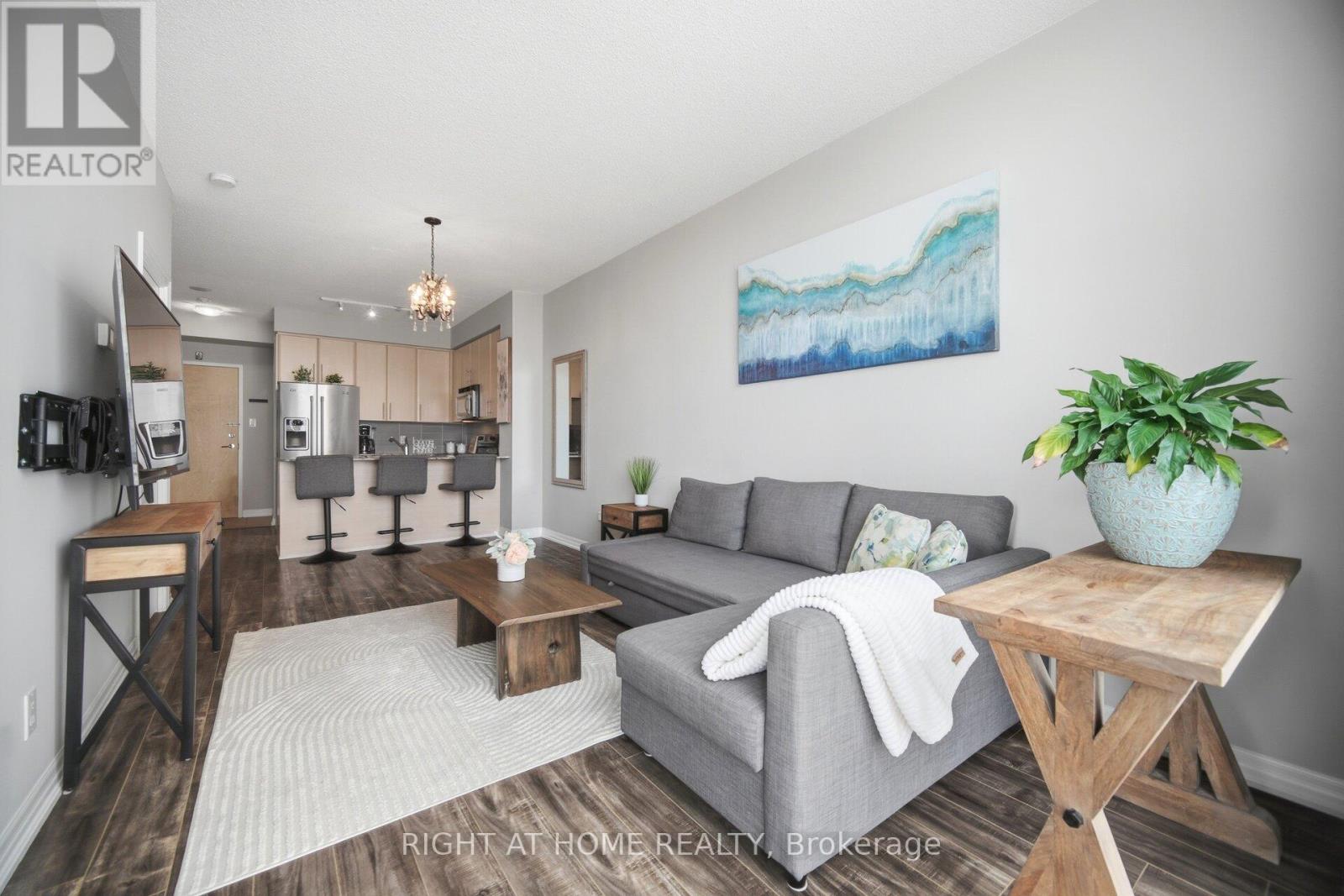 803 - 3515 Kariya Drive, Mississauga (Fairview), Ontario  L5B 0C1 - Photo 4 - W13158416