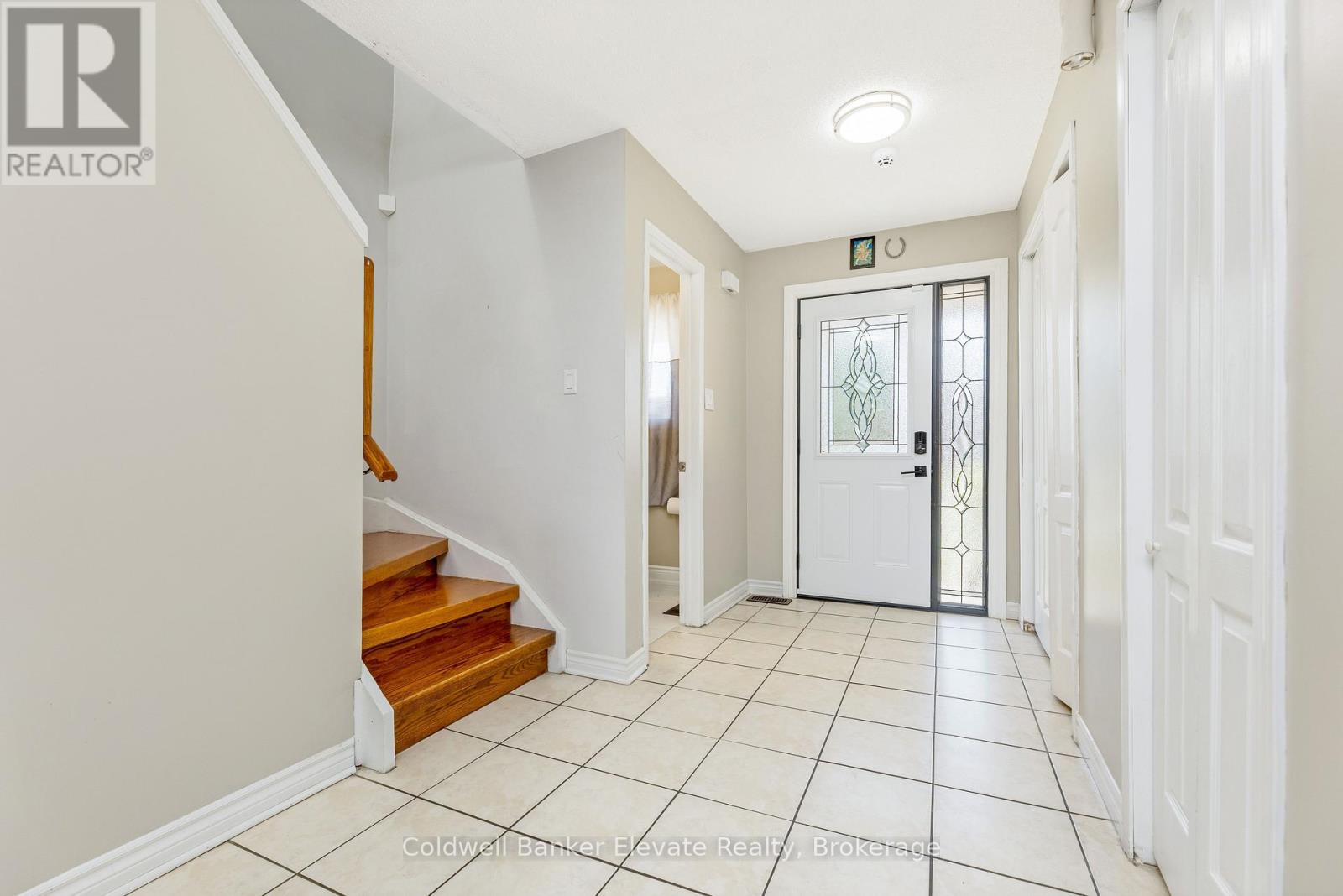 51 Acadian Heights, Brampton, Ontario  L6Y 4H3 - Photo 8 - W13158420