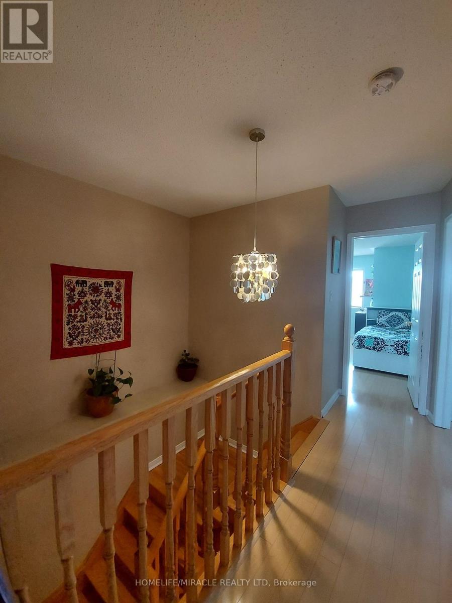 31 Niagara Trail, Halton Hills, Ontario  L7G 0A9 - Photo 10 - W13158424
