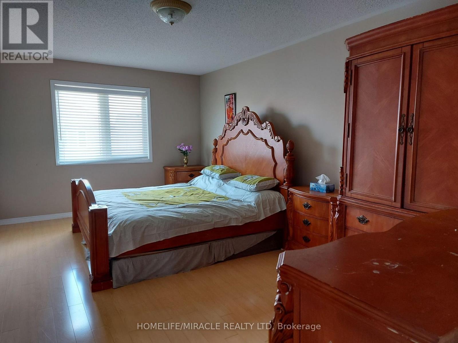 31 Niagara Trail, Halton Hills, Ontario  L7G 0A9 - Photo 12 - W13158424
