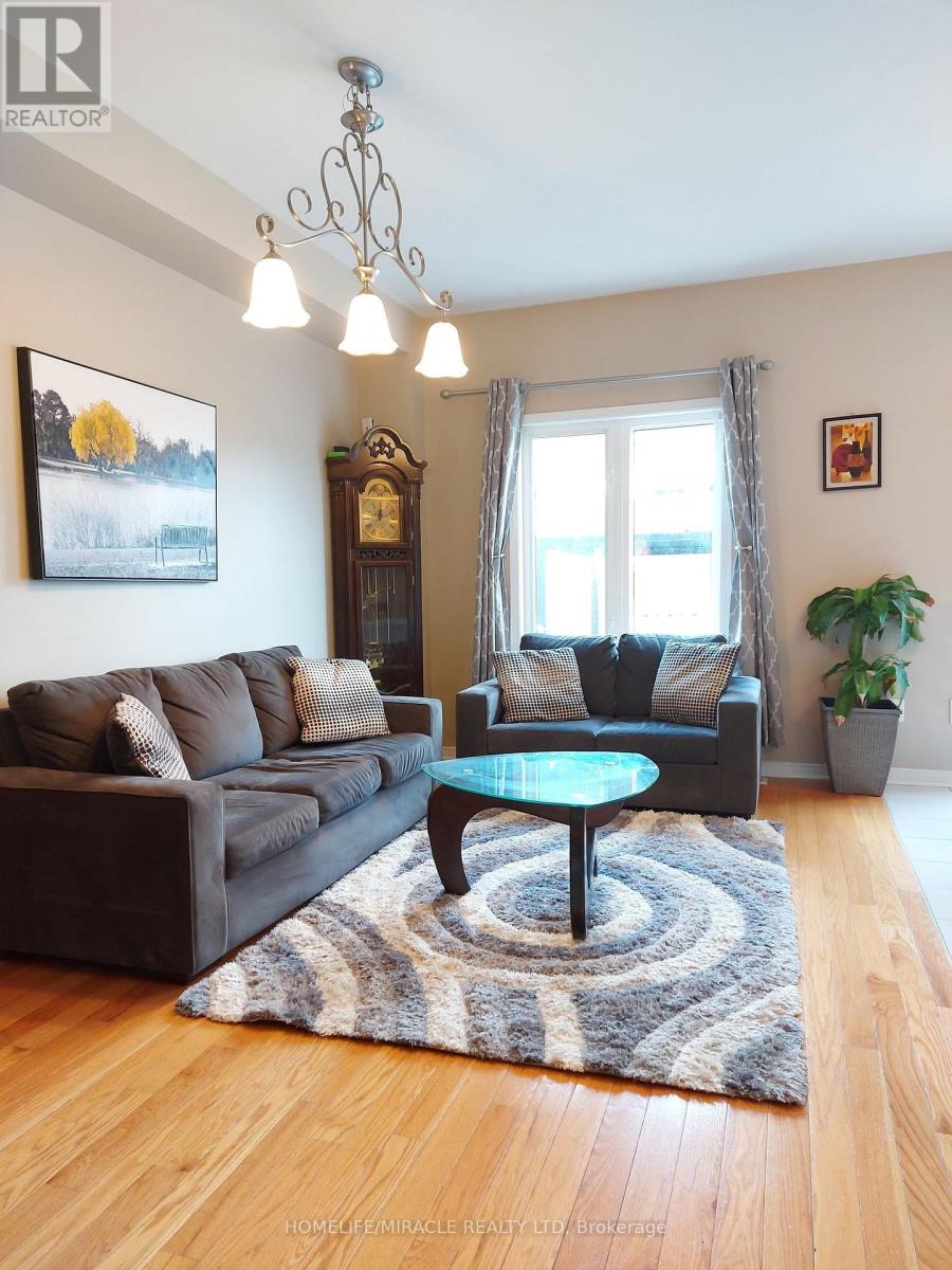 31 Niagara Trail, Halton Hills, Ontario  L7G 0A9 - Photo 5 - W13158424