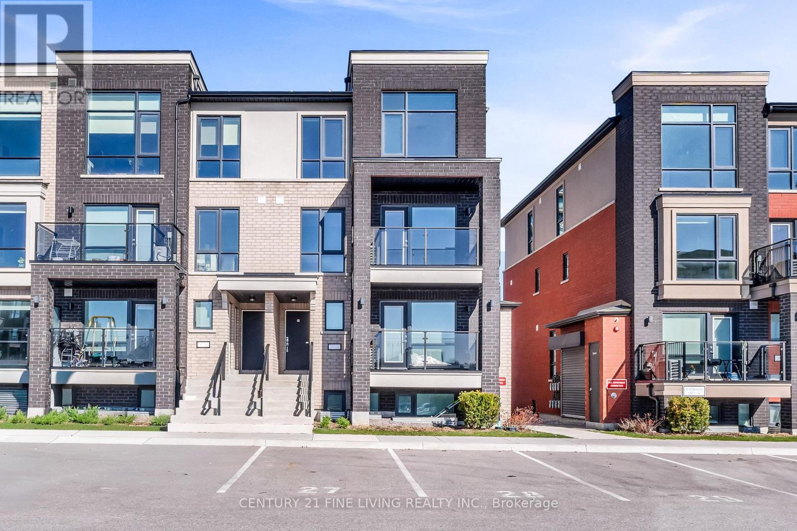 17 - 185 VETERANS DRIVE, Brampton, Ontario