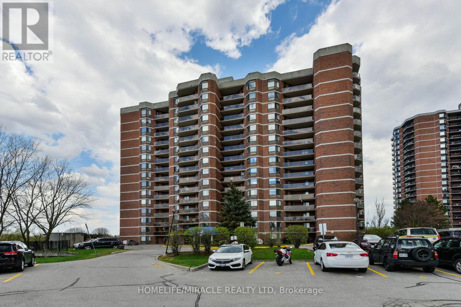 102 - 238 ALBION ROAD, Toronto, Ontario
