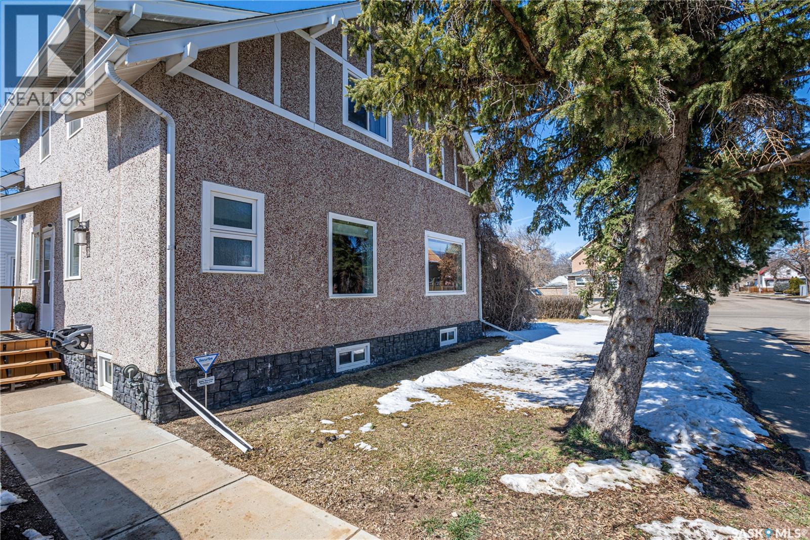 201 Athabasca Street W, Moose Jaw, Saskatchewan  S6H 2B8 - Photo 36 - SK033366