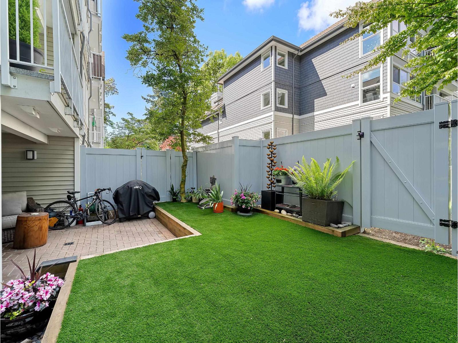 112 9650 148 Street, Surrey, British Columbia  V3R 0W2 - Photo 2 - R3125474