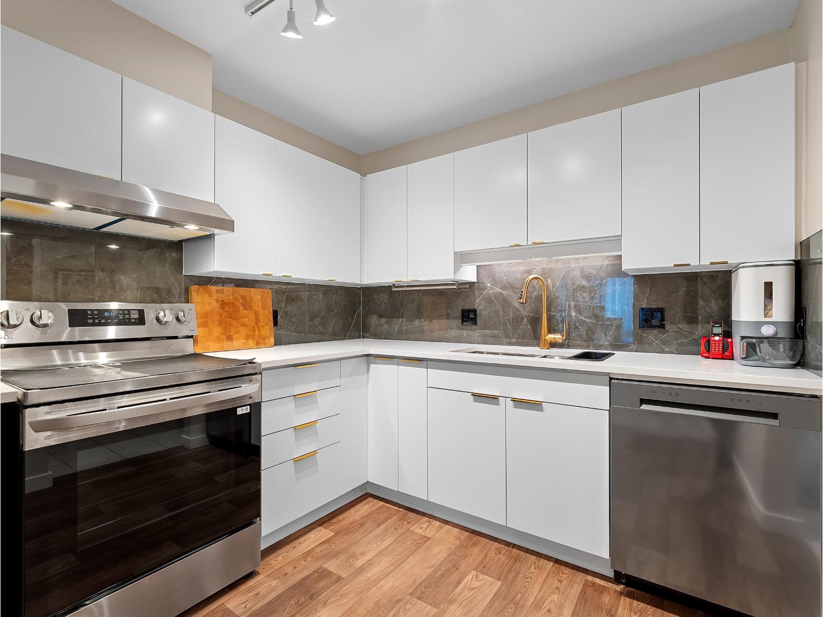112 9650 148 Street, Surrey, British Columbia  V3R 0W2 - Photo 6 - R3125474