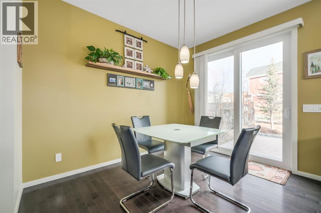 12 Sunrise View, Cochrane, Alberta  T4C 0W3 - Photo 15 - A2295379