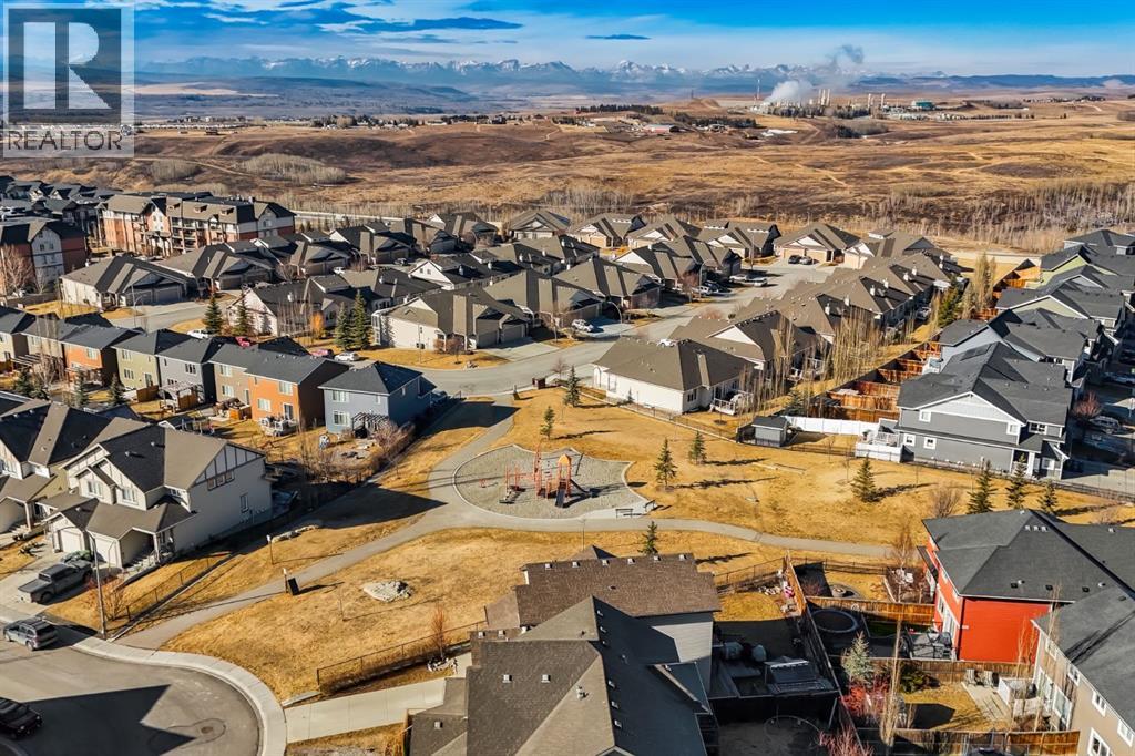 12 Sunrise View, Cochrane, Alberta  T4C 0W3 - Photo 44 - A2295379