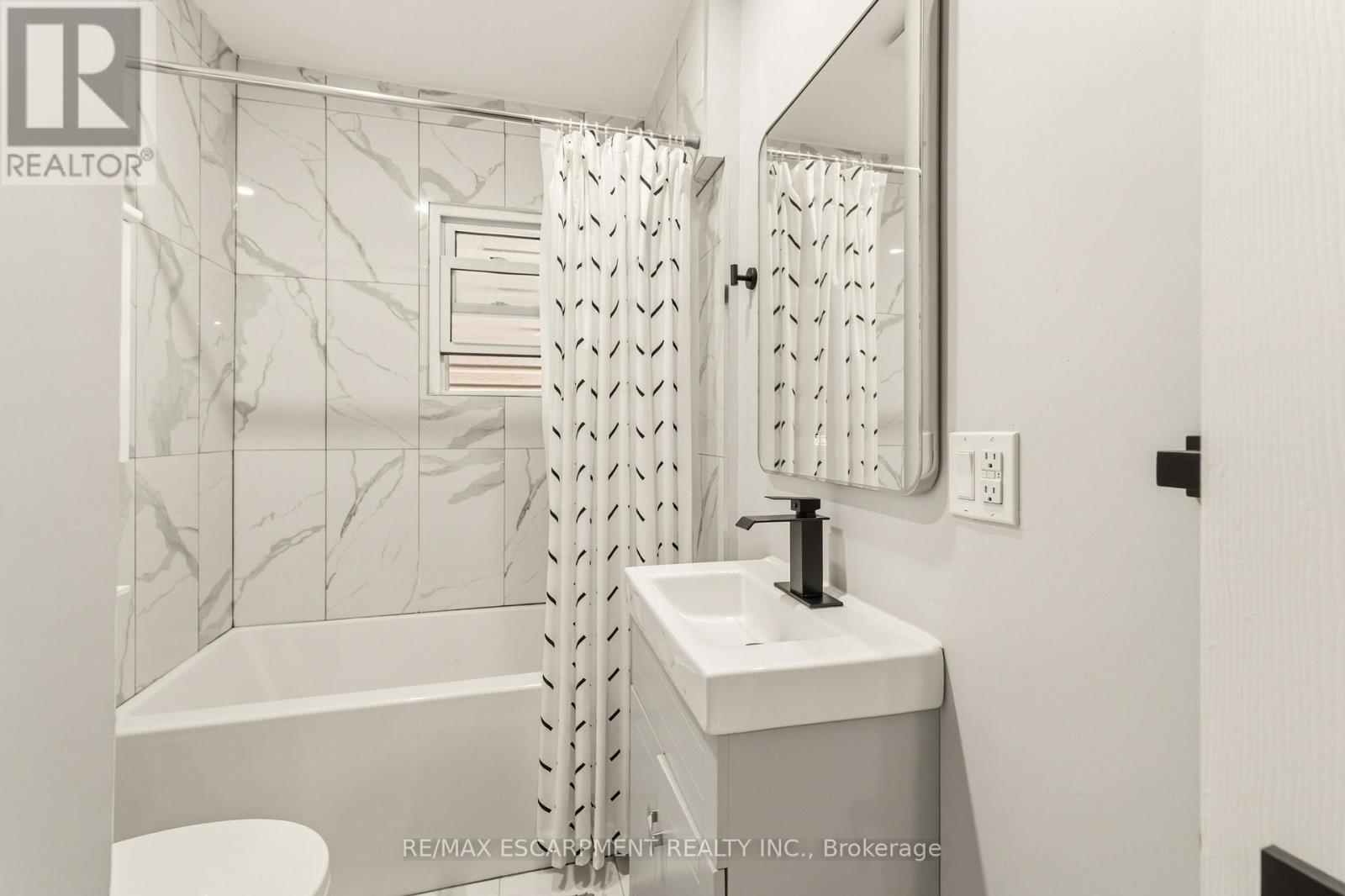 27 Edinburgh Avenue, Hamilton, Ontario  L8H 2C4 - Photo 13 - X13158238