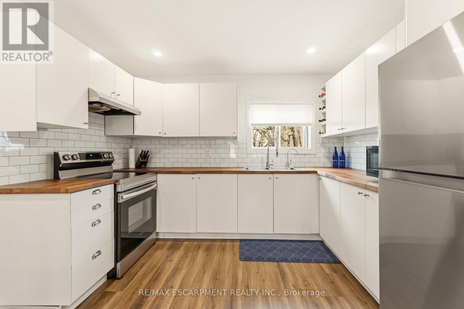 27 Edinburgh Avenue, Hamilton, Ontario  L8H 2C4 - Photo 8 - X13158238